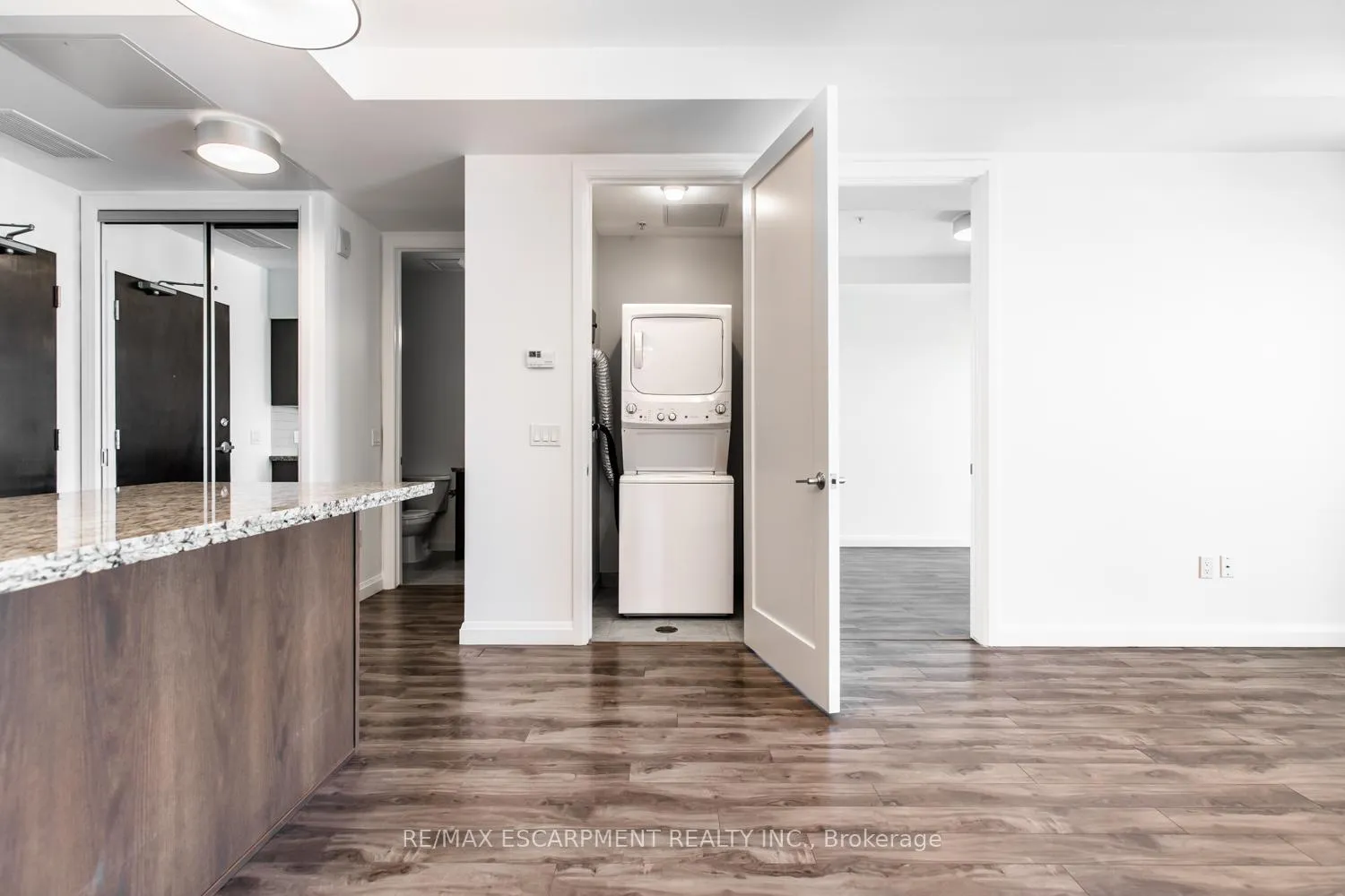 Photo 25 of Unit 1003, 112 King Street, Hamilton, Beasley — HOMEH