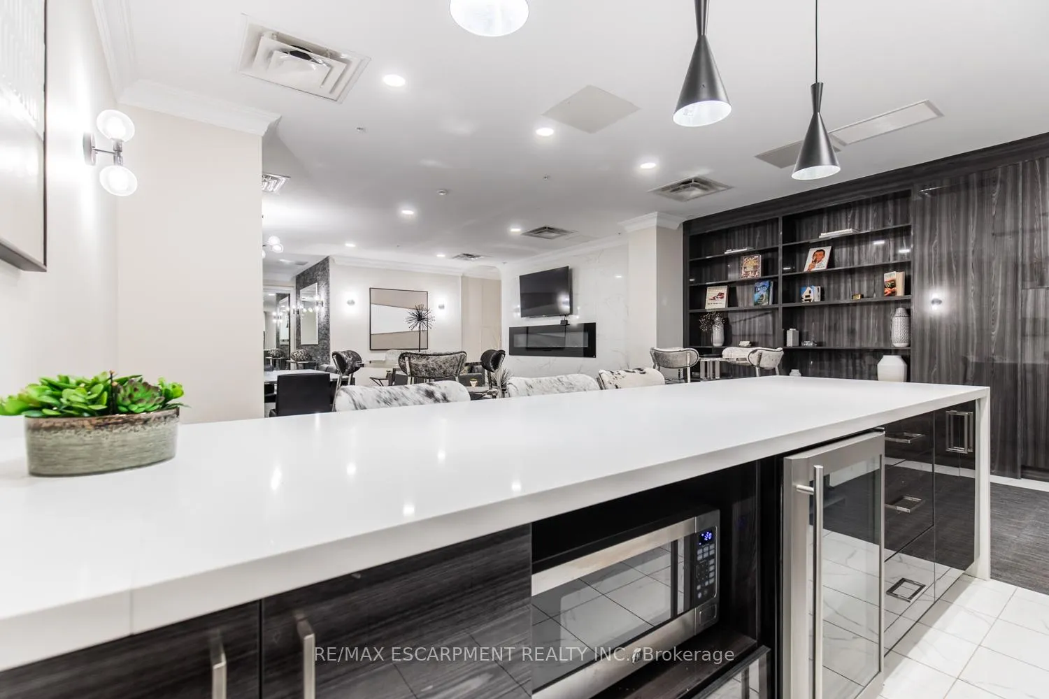 Photo 38 of Unit 1003, 112 King Street, Hamilton, Beasley — HOMEH