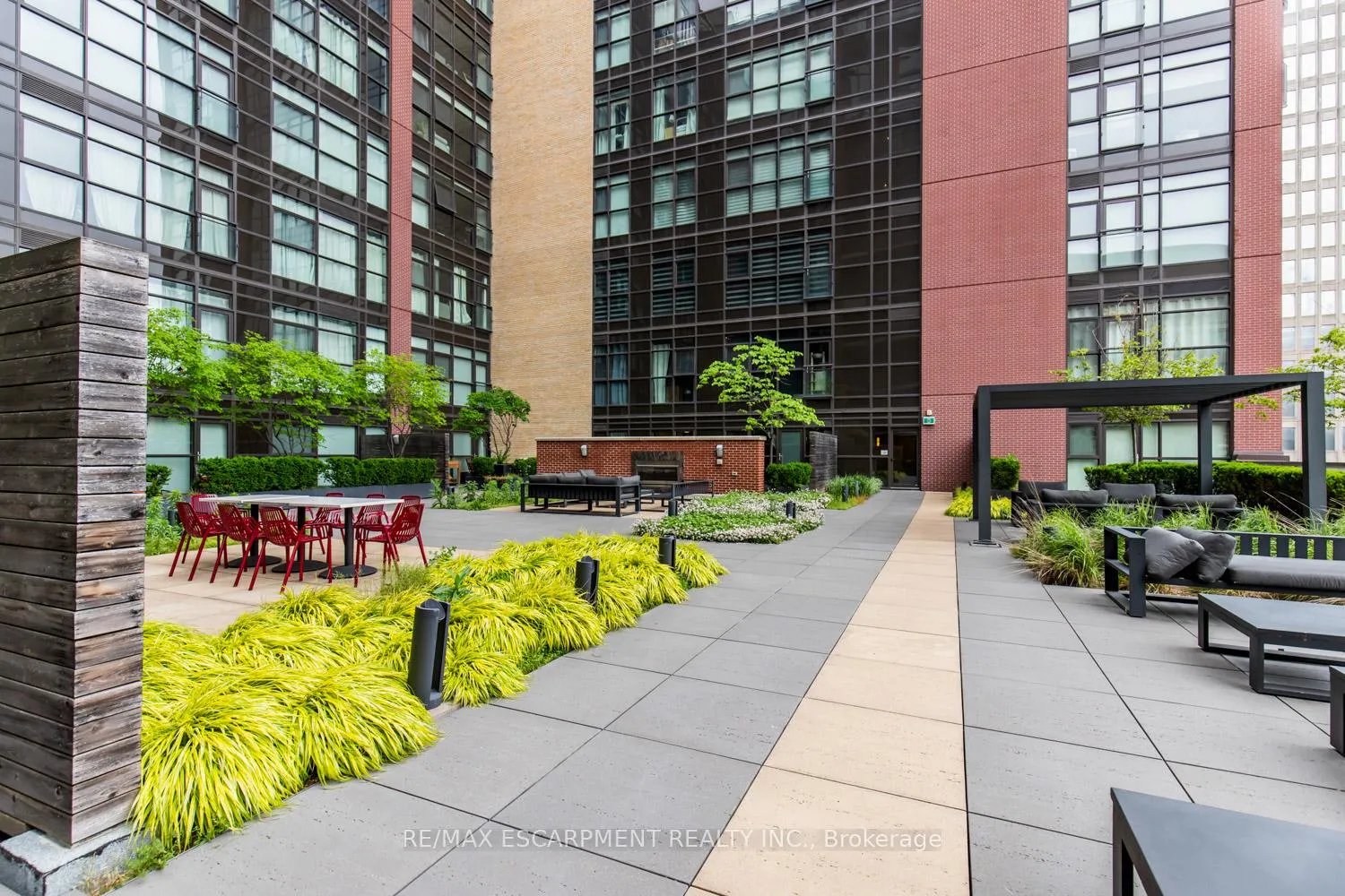 Photo 45 of Unit 1003, 112 King Street, Hamilton, Beasley — HOMEH