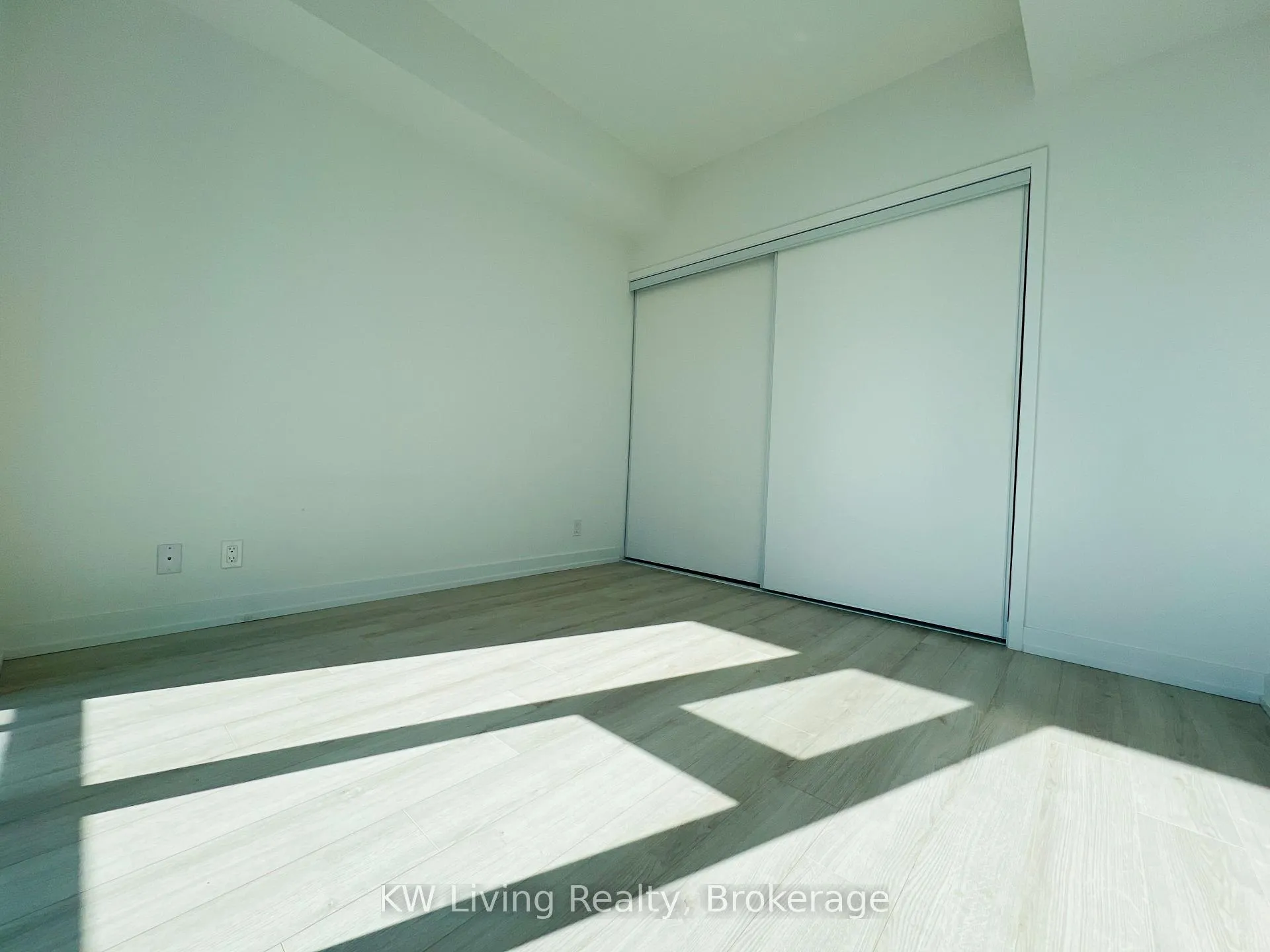 Photo 15 of Unit 2906, 33 Helendale Avenue, Toronto, Yonge-Eglinton — HOMEH