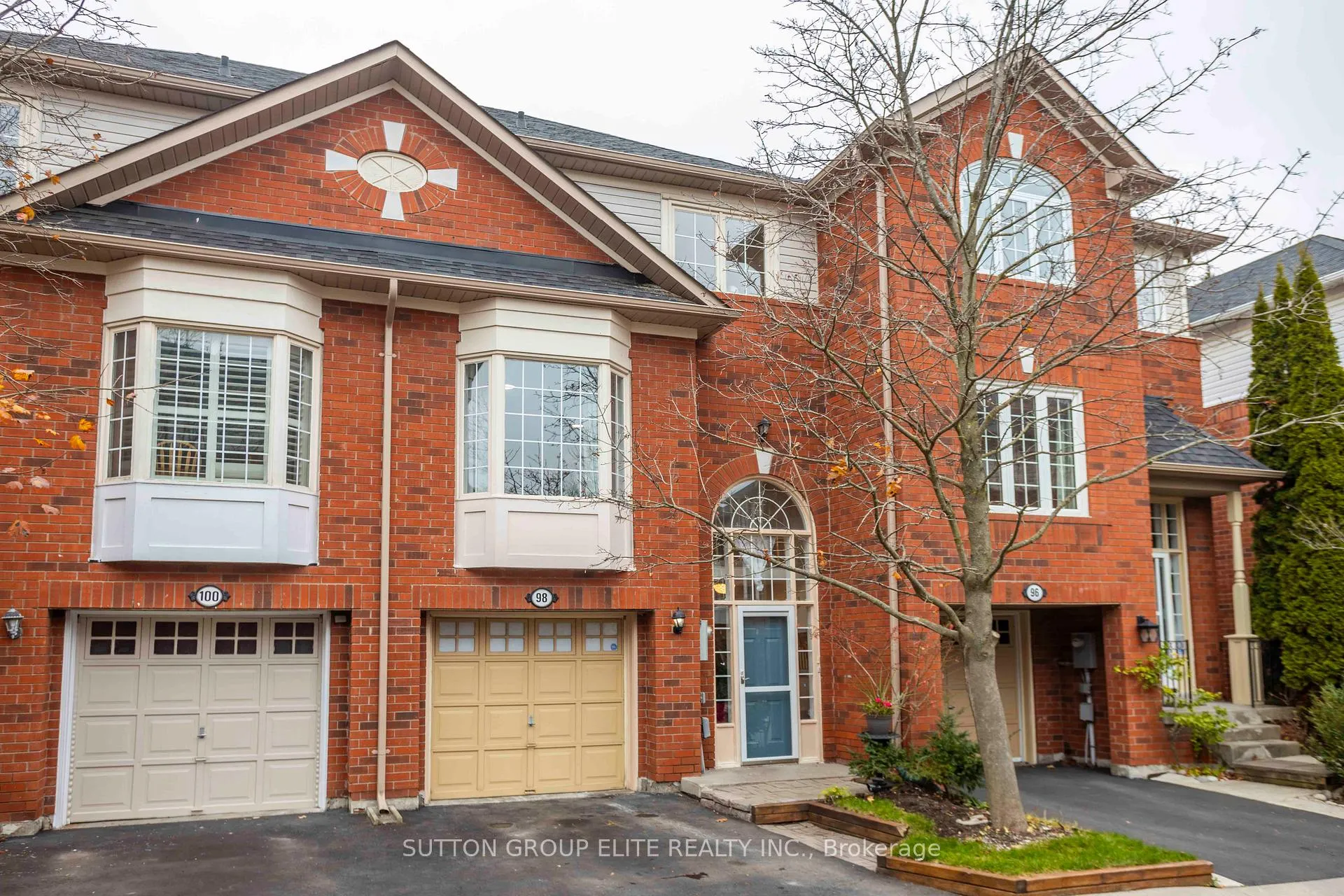 Photo 1 of 98 Mosaics Avenue, Aurora, Aurora Highlands — HOMEH