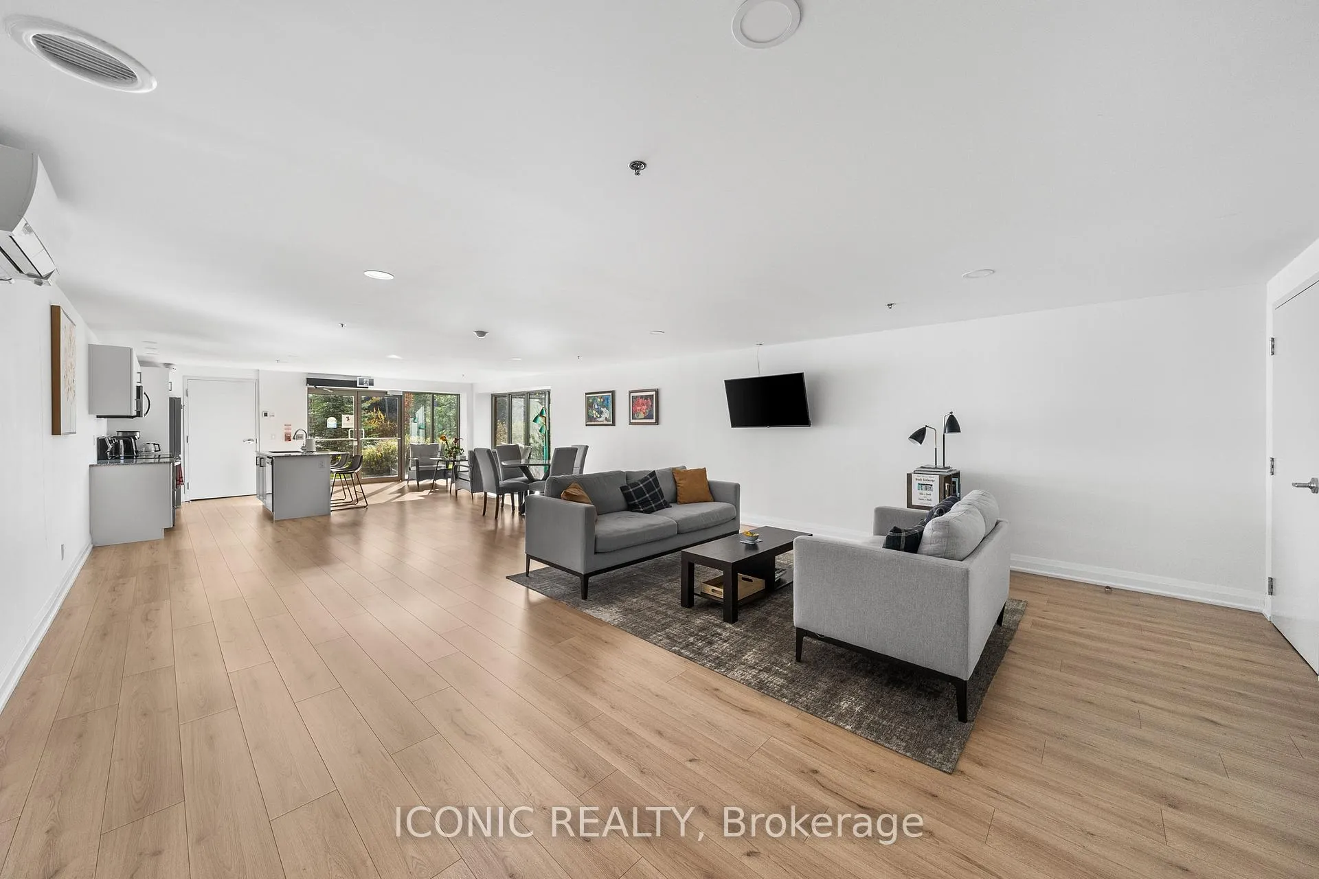 Photo 19 of Unit 606, 64 Queen Street S, New Tecumseth, Tottenham — HOMEH