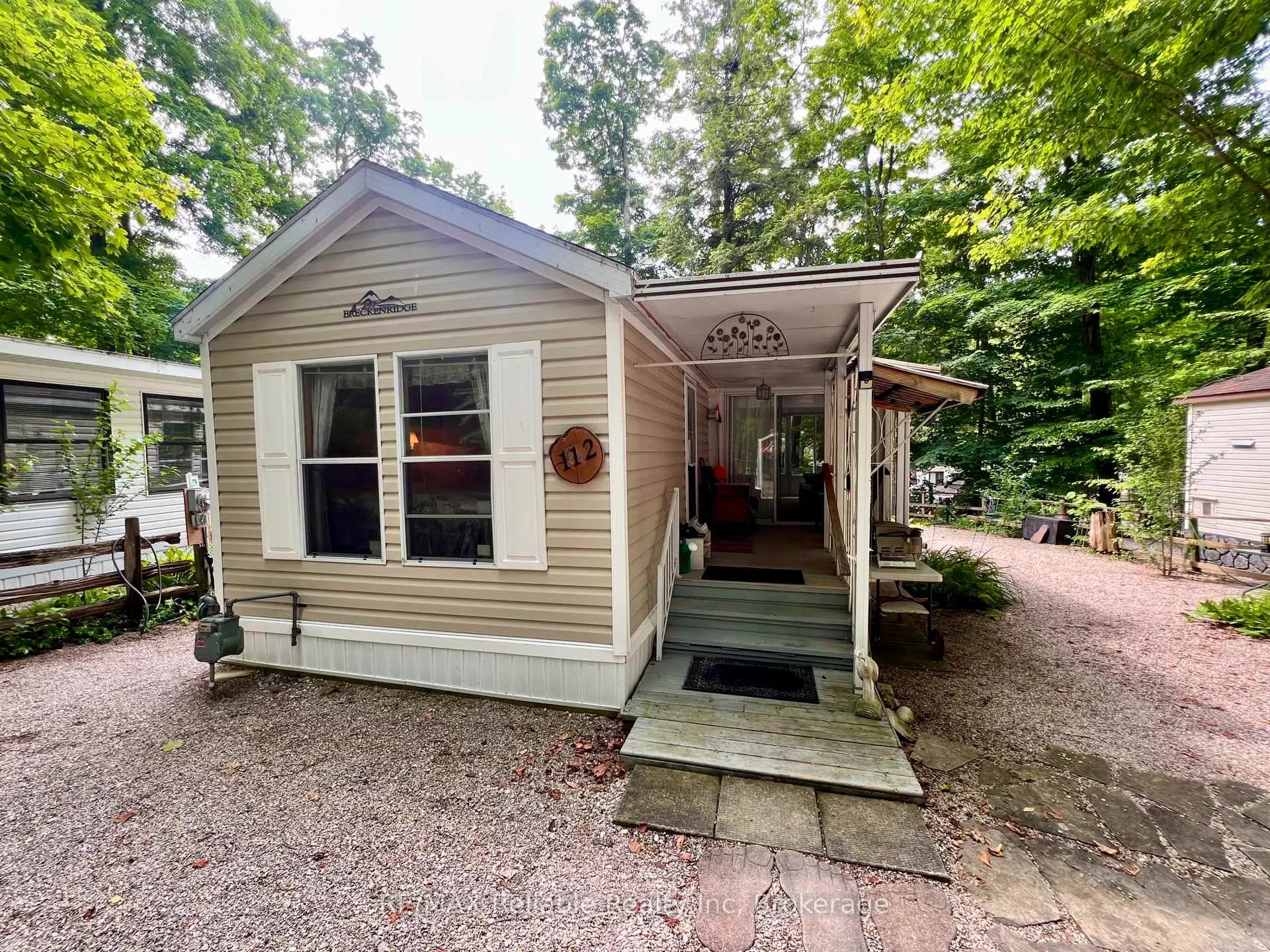Photo 1 of Unit 112, 33999 Pridham Road, Bluewater, Bayfield — HOMEH