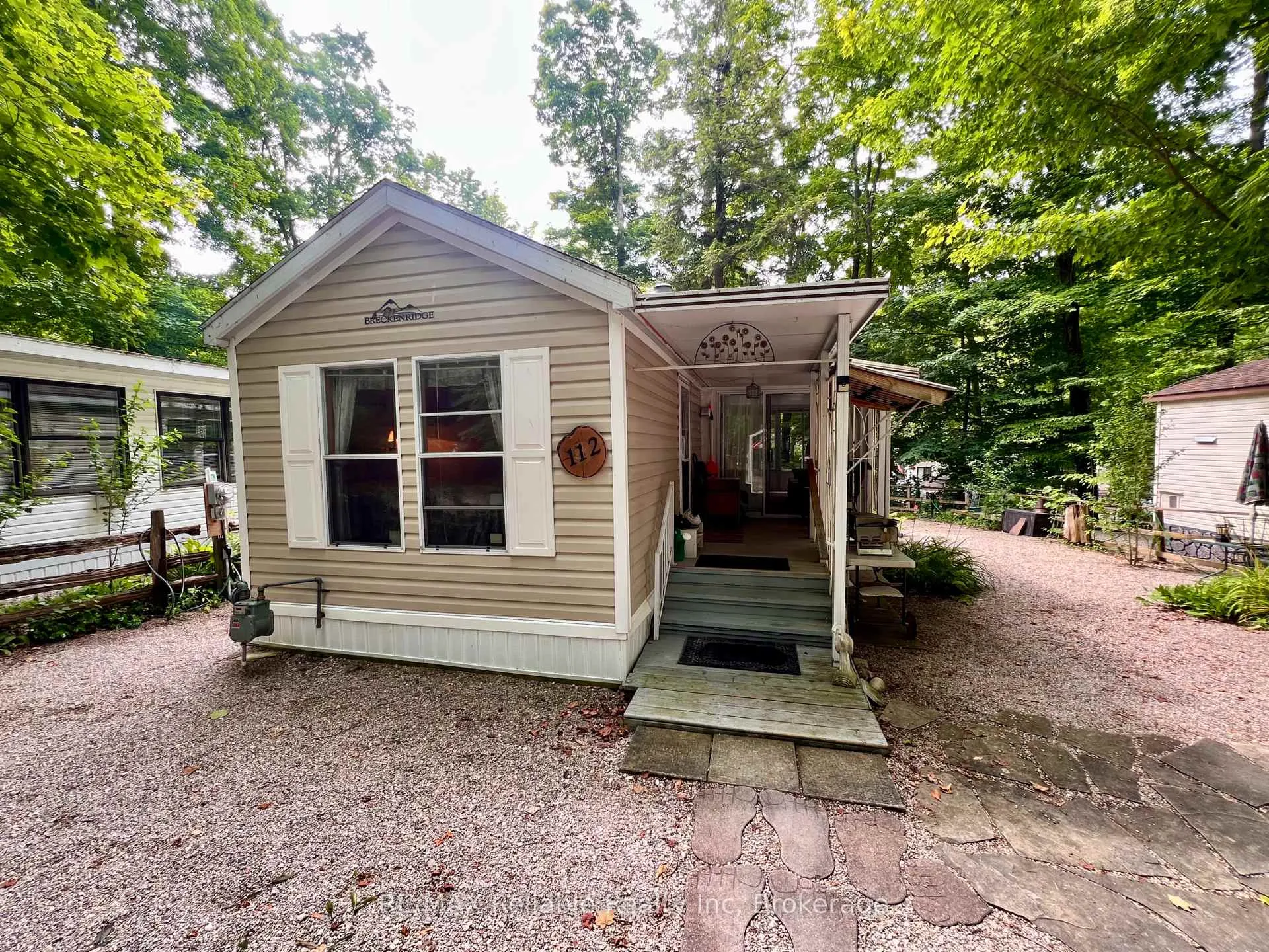 Photo 3 of Unit 112, 33999 Pridham Road, Bluewater, Bayfield — HOMEH