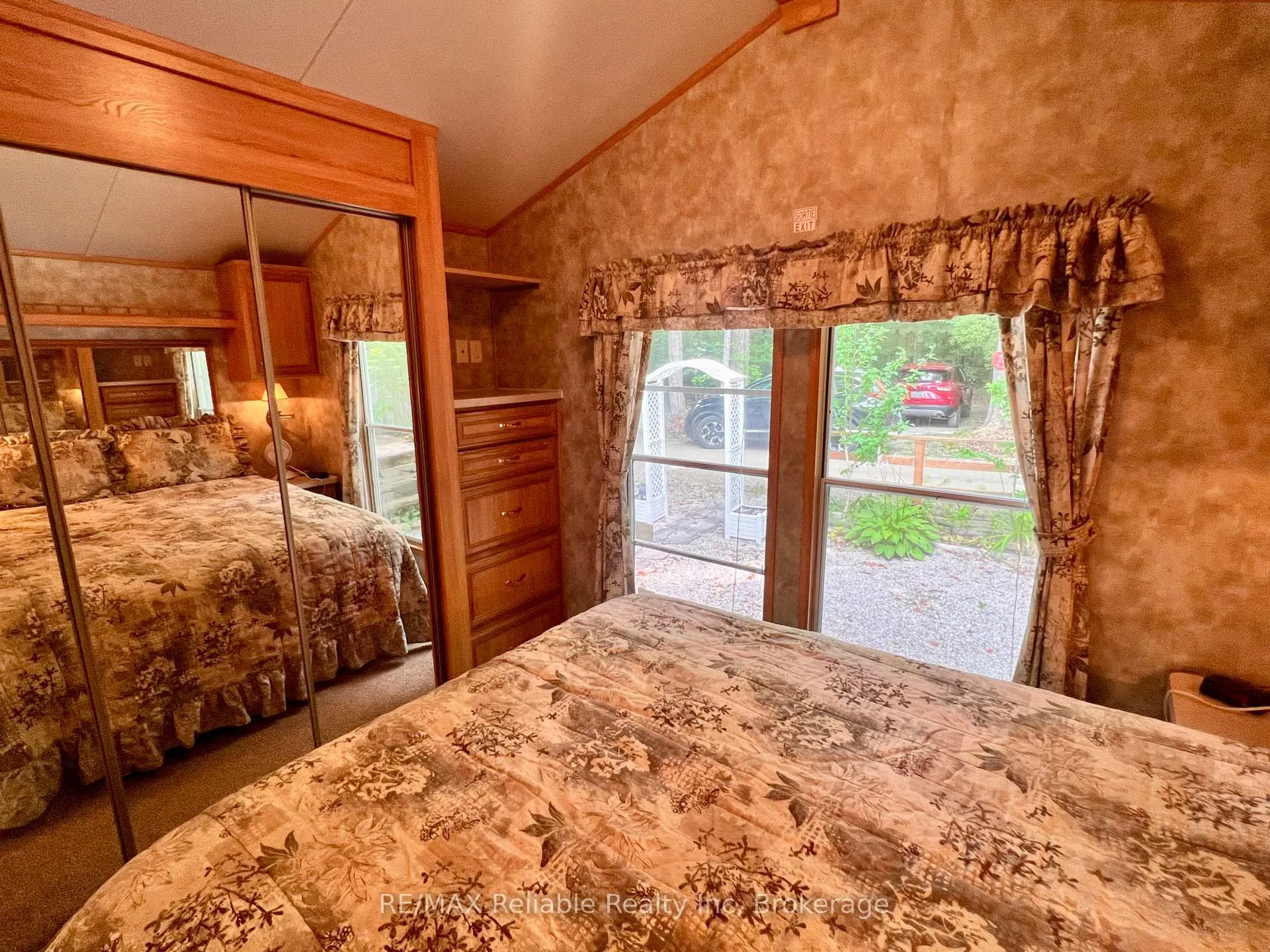 Photo 28 of Unit 112, 33999 Pridham Road, Bluewater, Bayfield — HOMEH