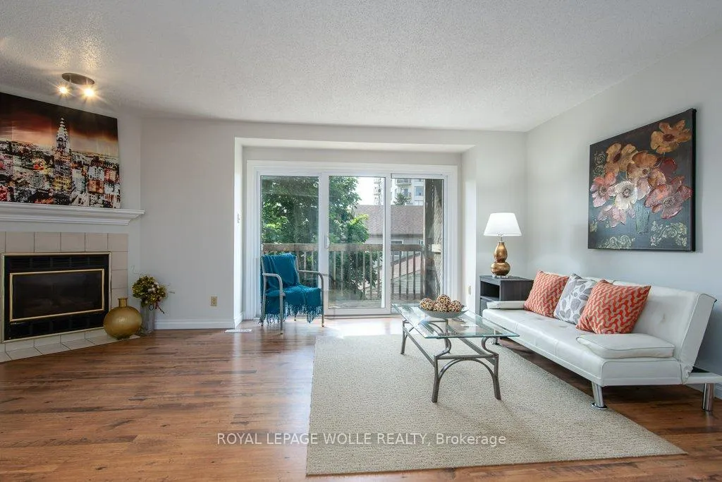 Photo 6 of Unit 22, 250 Keats Way, Waterloo, Beechwood — HOMEH