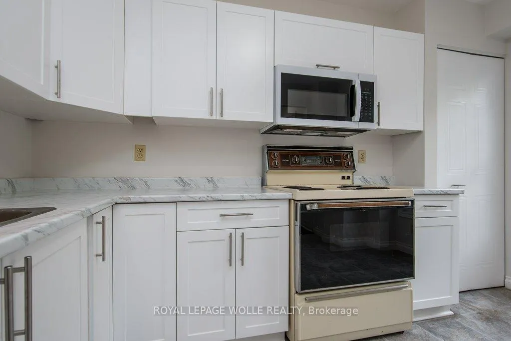 Photo 16 of Unit 22, 250 Keats Way, Waterloo, Beechwood — HOMEH