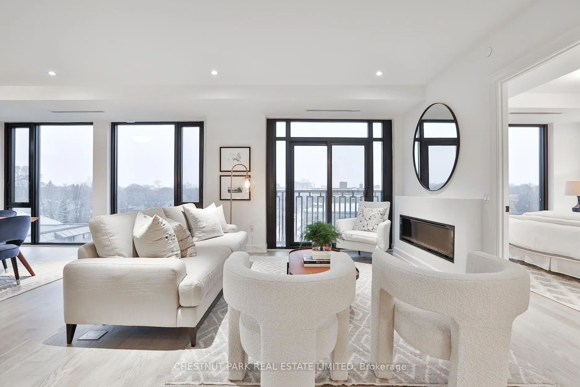 Photo 3 of Unit 603, 1 Strathgowan Avenue, Toronto, Lawrence Park South — HOMEH