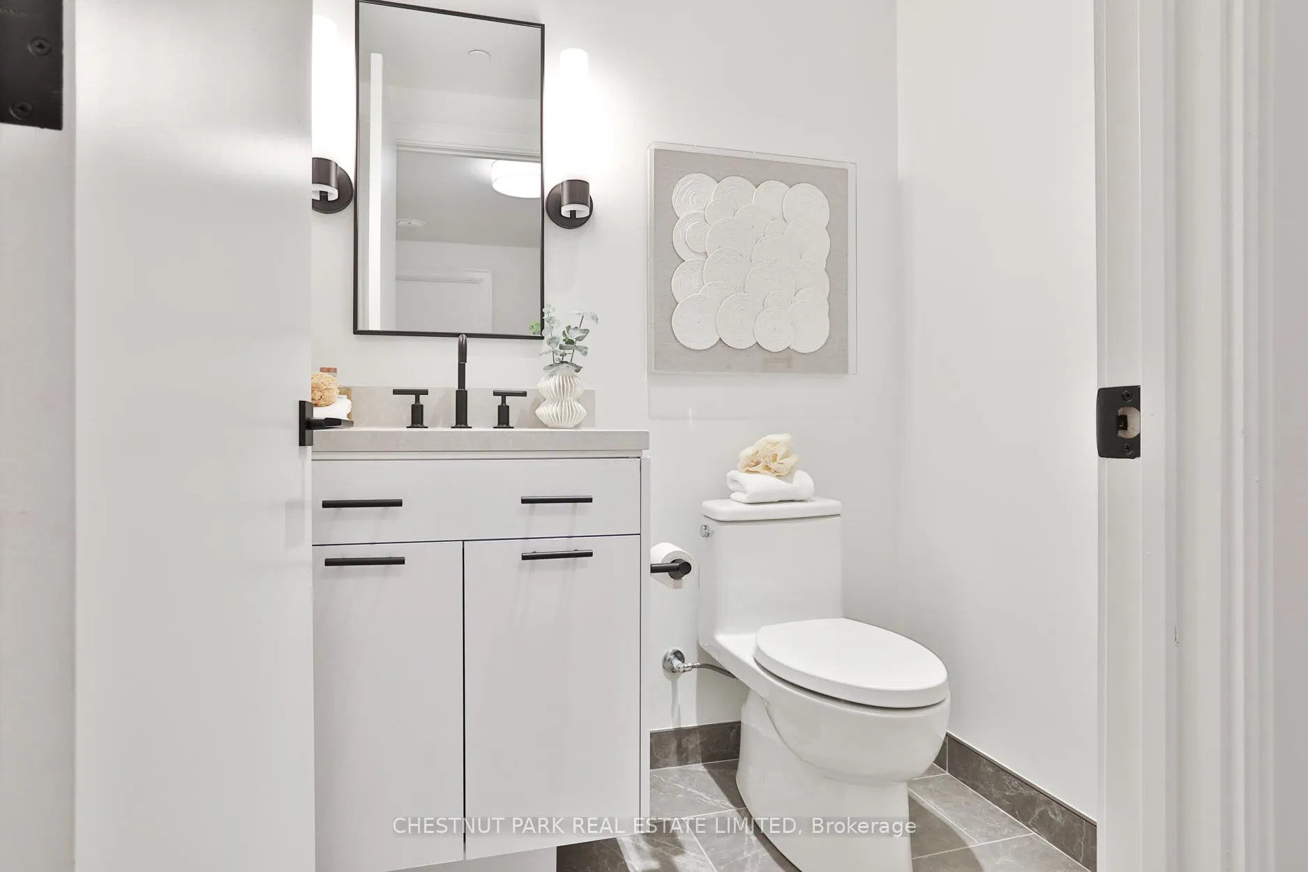 Photo 23 of Unit 603, 1 Strathgowan Avenue, Toronto, Lawrence Park South — HOMEH