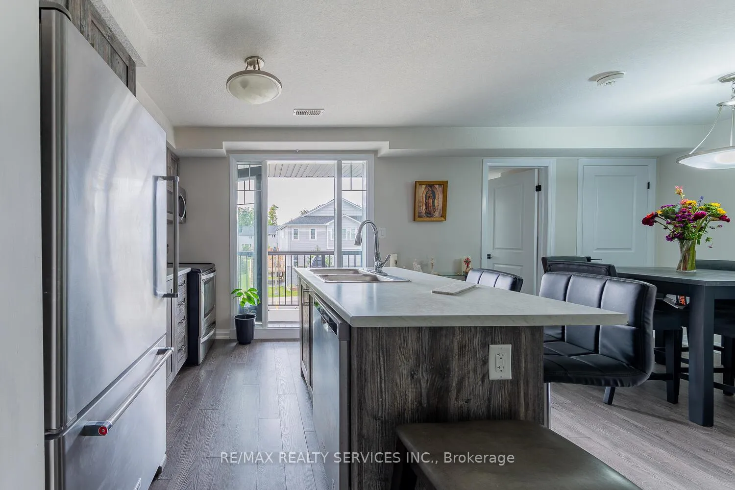 Photo 8 of Unit 17E, 1989 Ottawa Street S, Kitchener — HOMEH