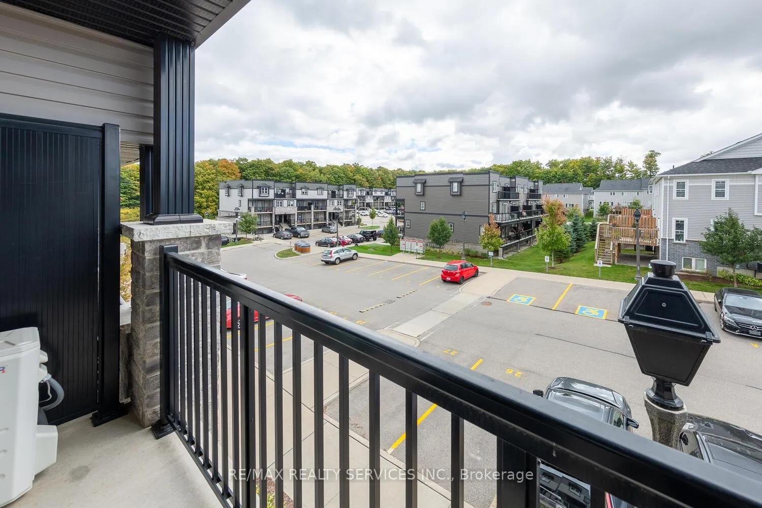 Photo 23 of Unit 17E, 1989 Ottawa Street S, Kitchener — HOMEH