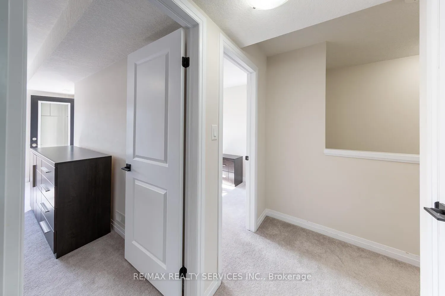 Photo 24 of Unit 17E, 1989 Ottawa Street S, Kitchener — HOMEH