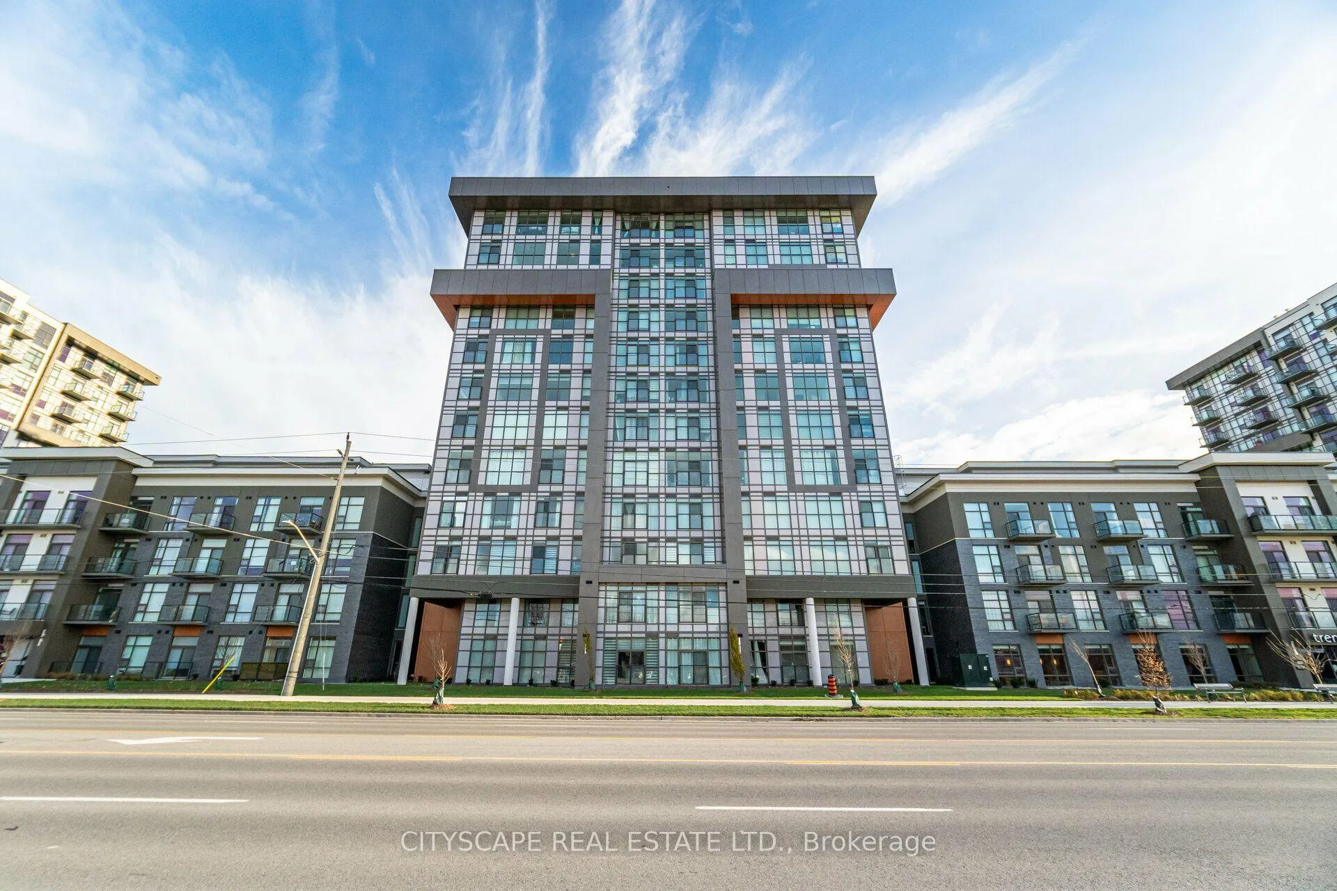 Photo 1 of Unit 1105, 460 Dundas Street E, Hamilton, Waterdown — HOMEH