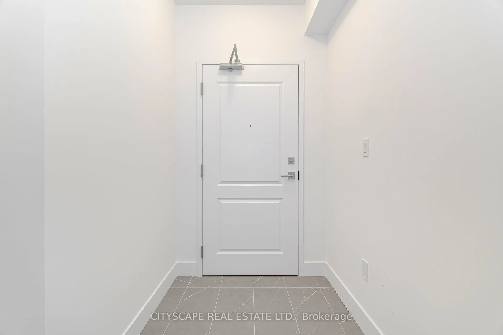 Photo 9 of Unit 1105, 460 Dundas Street E, Hamilton, Waterdown — HOMEH