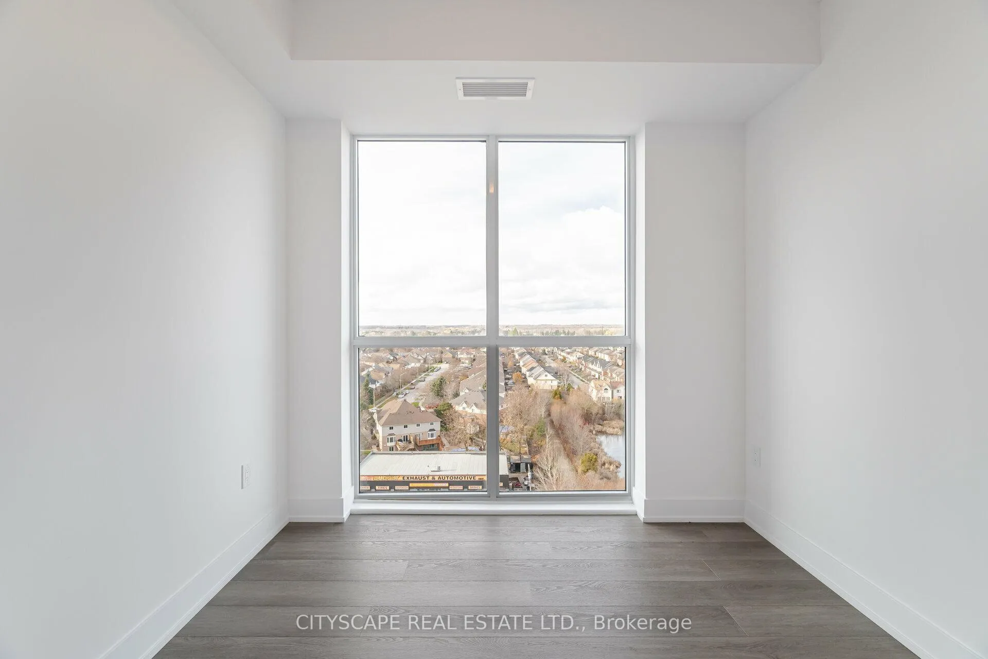 Photo 24 of Unit 1105, 460 Dundas Street E, Hamilton, Waterdown — HOMEH