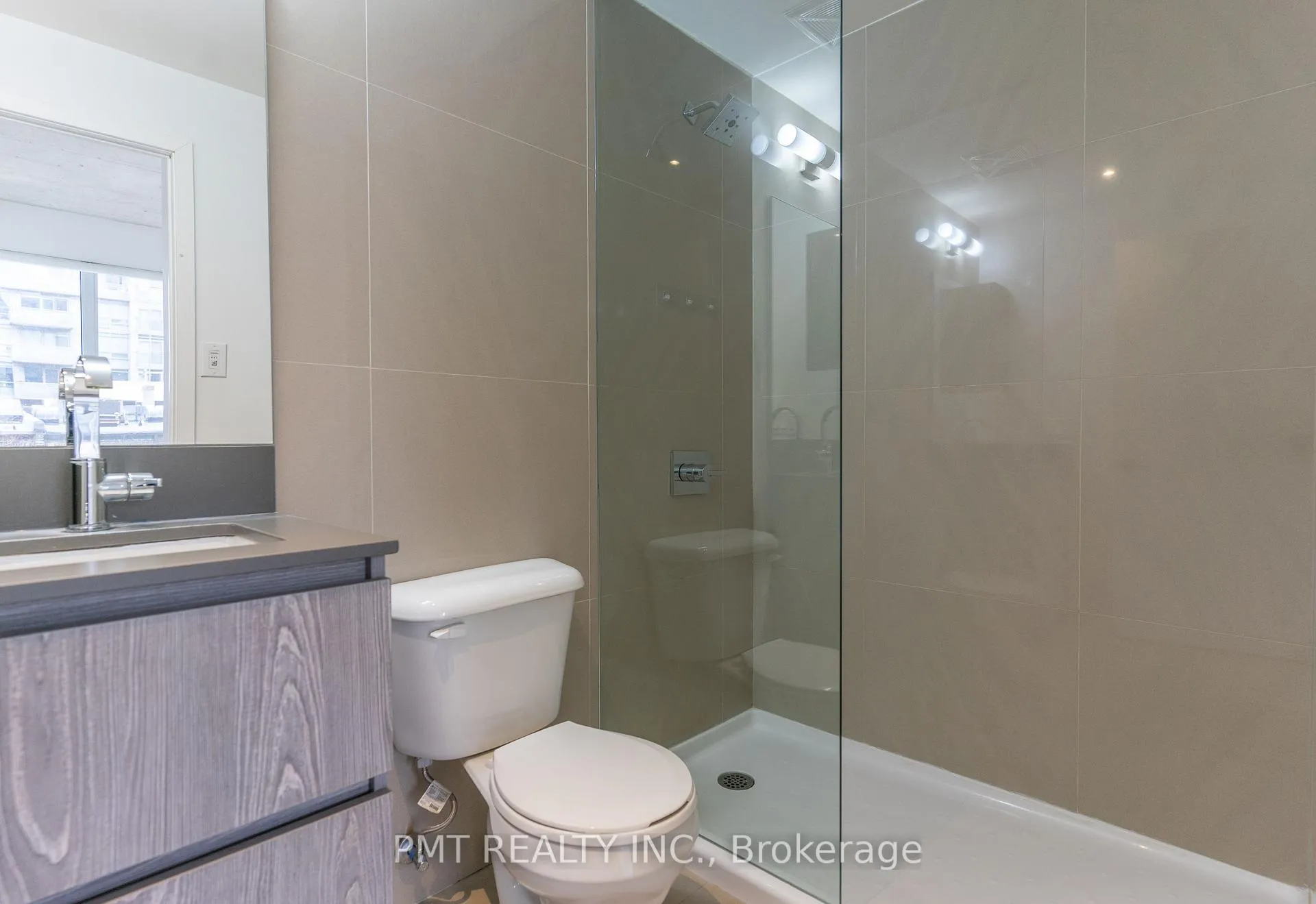 Photo 7 of Unit 424, 30 Baseball Place, Toronto, South Riverdale — HOMEH
