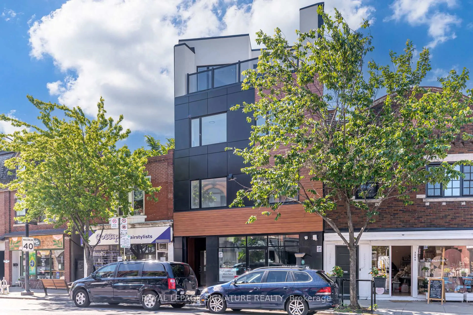 Front of Unit 3, 3039 Dundas Street W