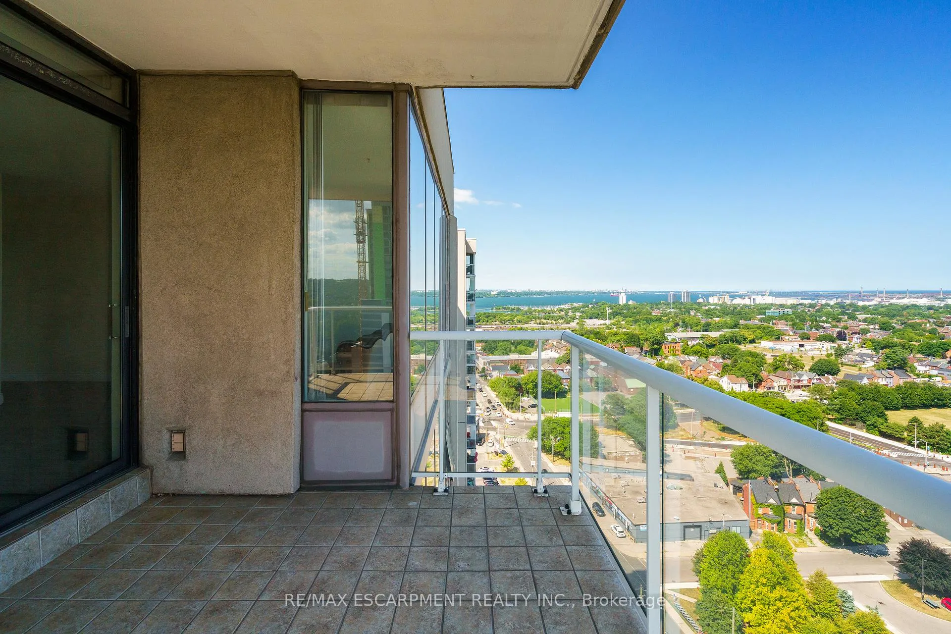 Photo 2 of Unit 2203, 75 Queen Street N, Hamilton, Strathcona — HOMEH