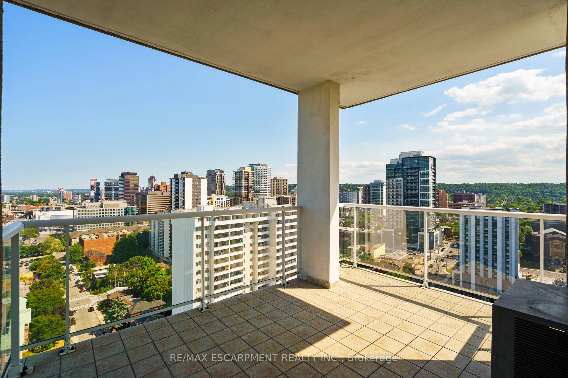 Photo 3 of Unit 2203, 75 Queen Street N, Hamilton, Strathcona — HOMEH