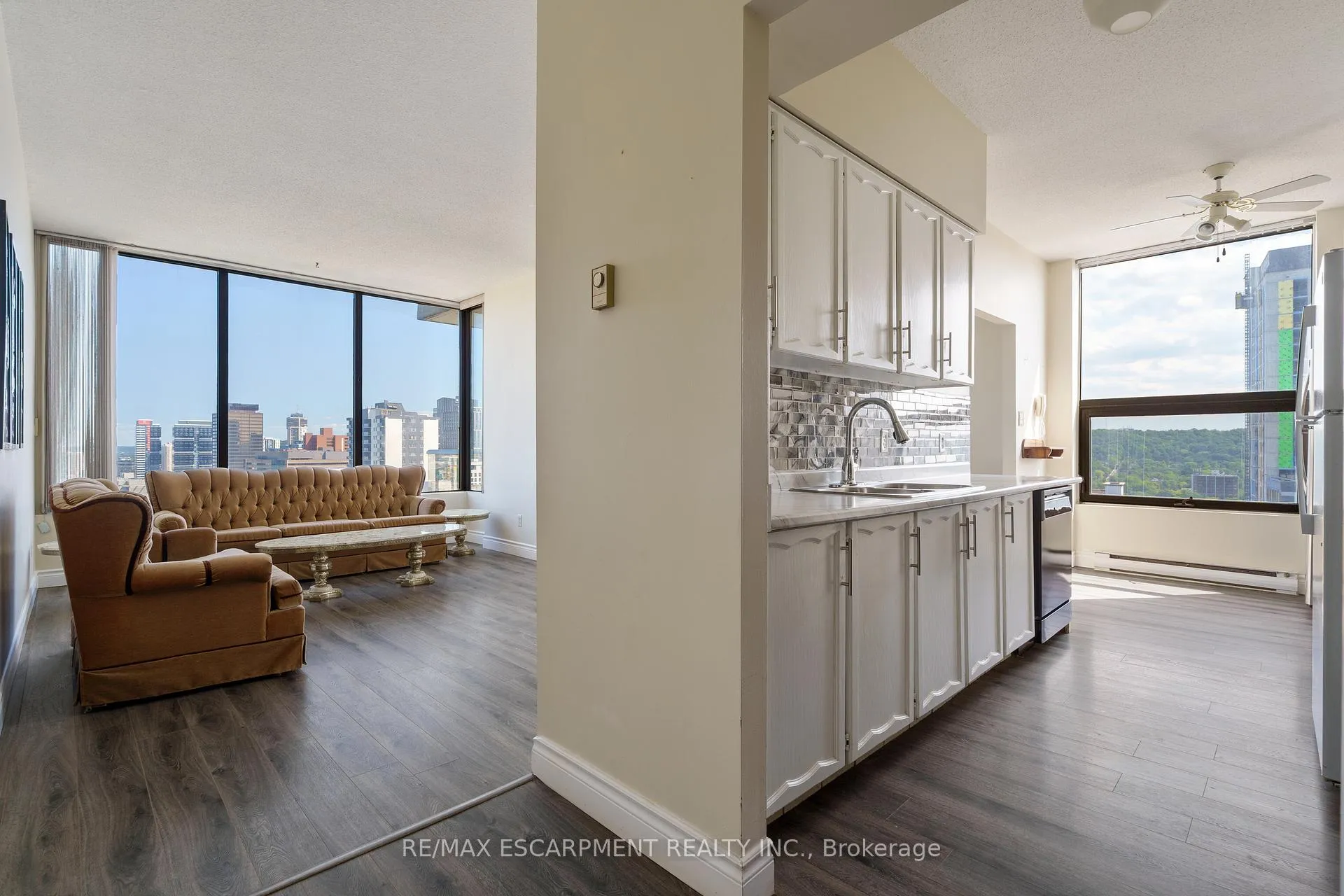 Photo 13 of Unit 2203, 75 Queen Street N, Hamilton, Strathcona — HOMEH