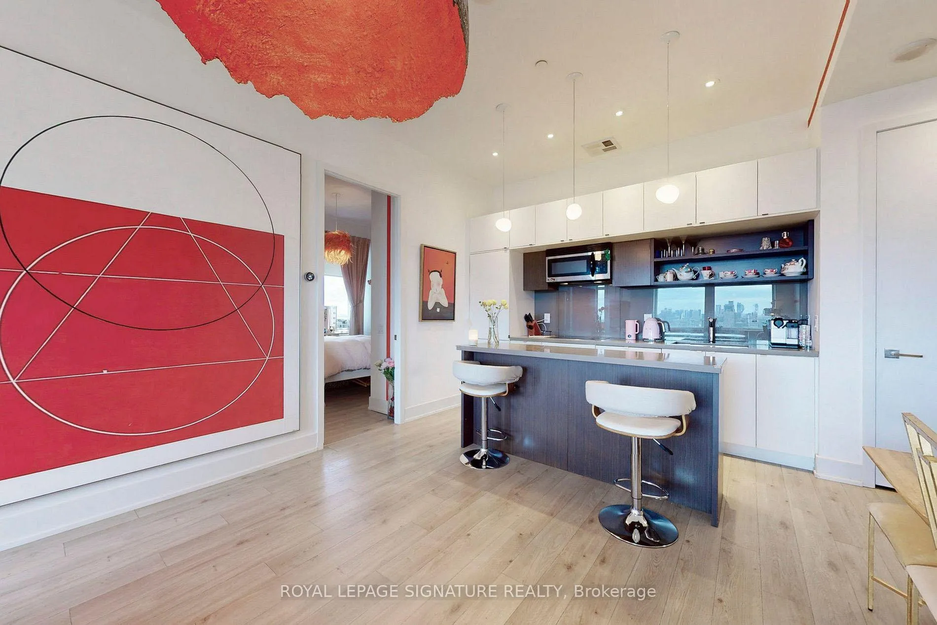 Photo 11 of Unit 1419, 111 St Clair Avenue W, Toronto, Yonge-St. Clair — HOMEH