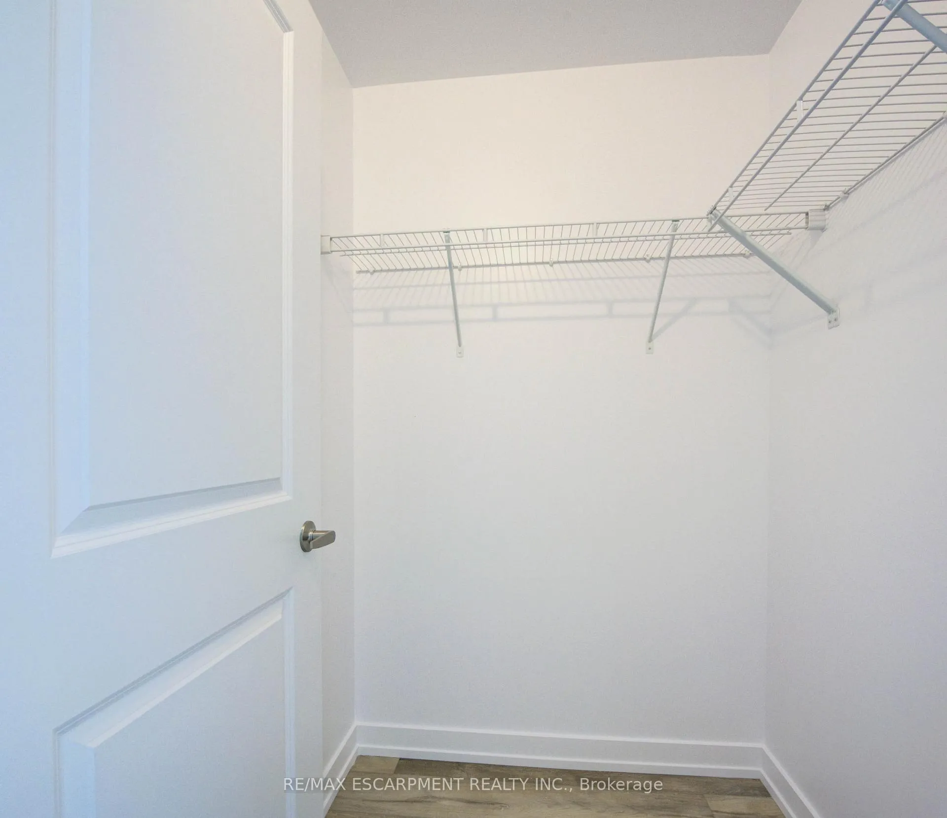 Photo 20 of Unit 528, 10 Mallard Trail E, Hamilton, Waterdown — HOMEH
