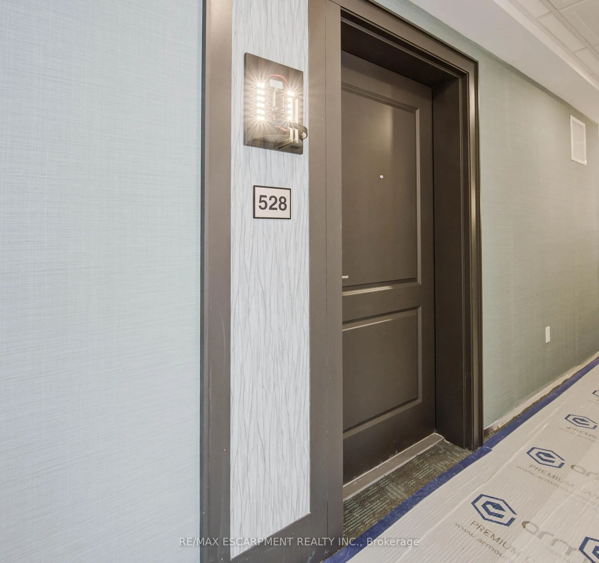 Photo 28 of Unit 528, 10 Mallard Trail E, Hamilton, Waterdown — HOMEH