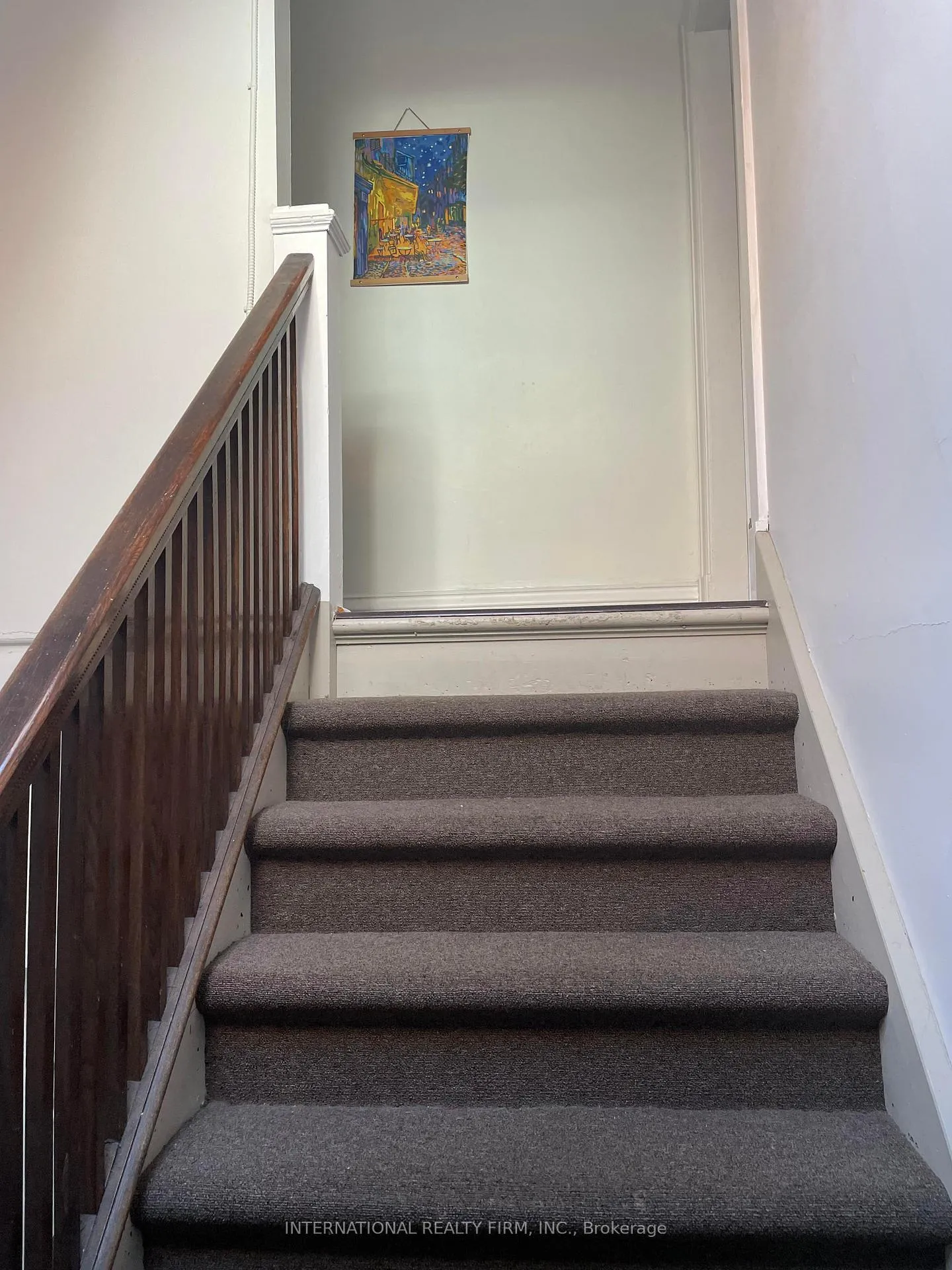 Photo 4 of Unit Unit D, 201 Madison Avenue, Toronto, The Annex — HOMEH