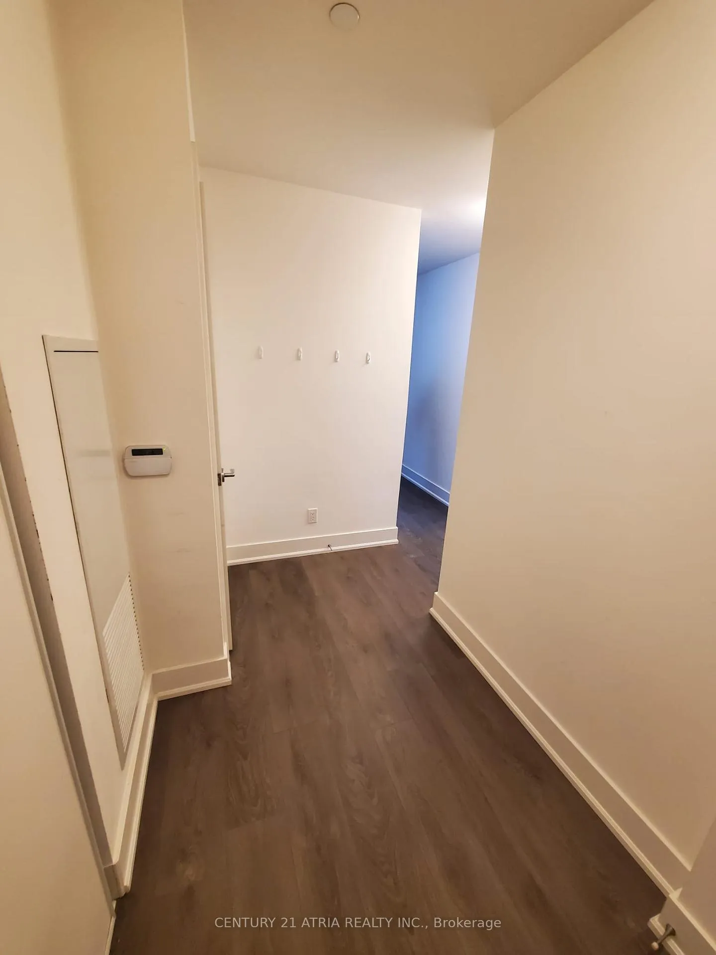 Photo 3 of Unit 816, 180 Enterprise Boulevard, Markham, Unionville — HOMEH