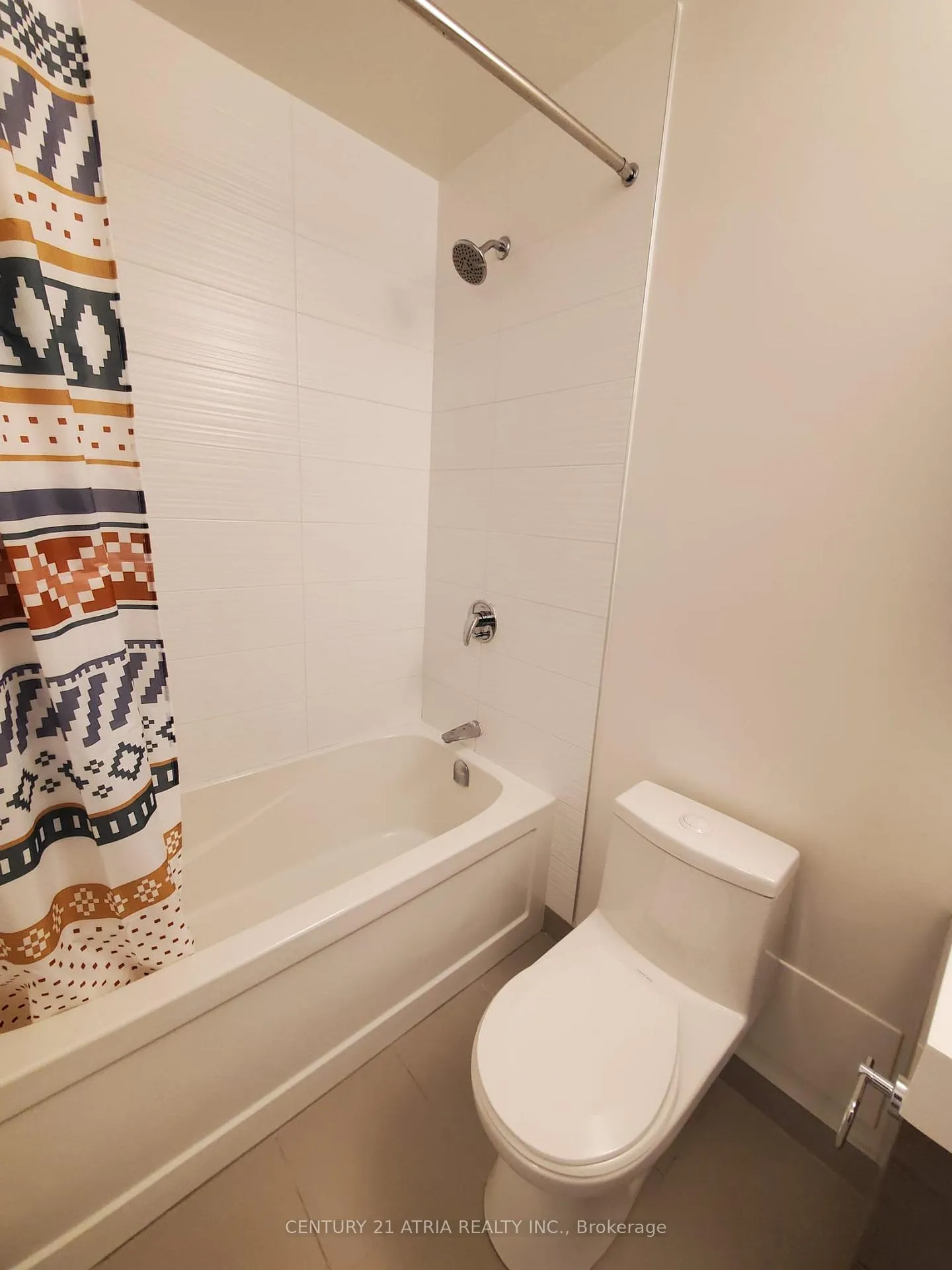 Photo 7 of Unit 816, 180 Enterprise Boulevard, Markham, Unionville — HOMEH