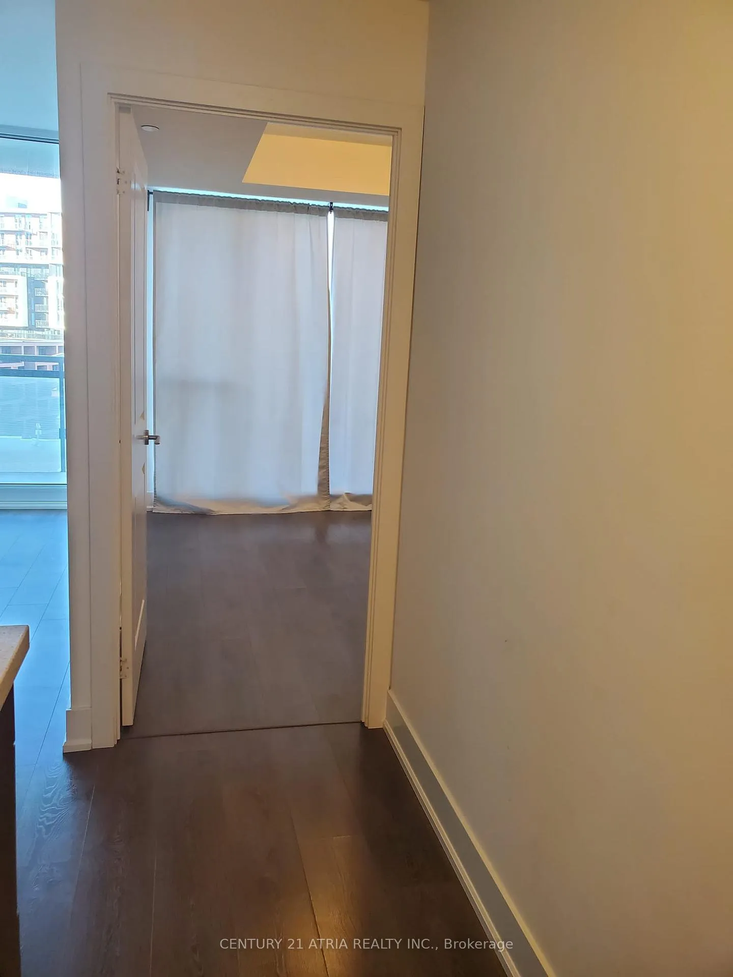 Photo 8 of Unit 816, 180 Enterprise Boulevard, Markham, Unionville — HOMEH