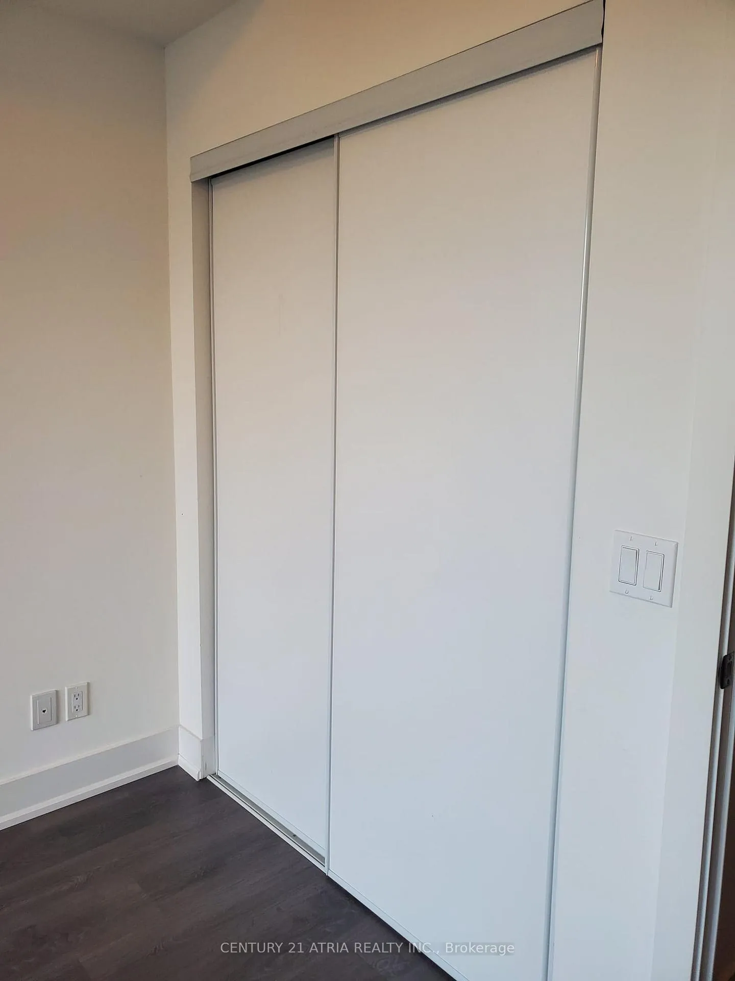 Photo 11 of Unit 816, 180 Enterprise Boulevard, Markham, Unionville — HOMEH