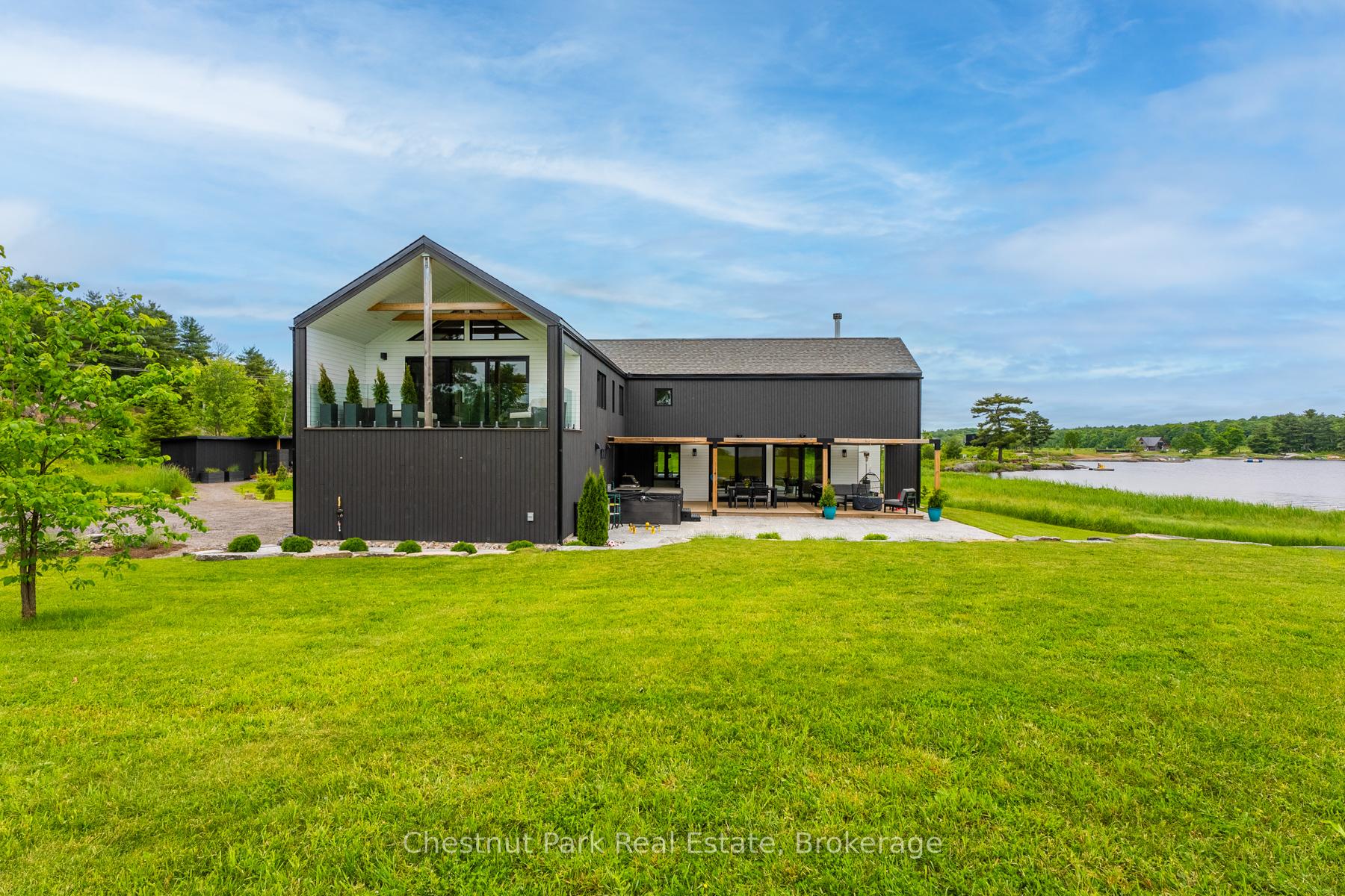 Photo 2 of 1594 Doe Lake Road, Gravenhurst, Muskoka (S) — HOMEH