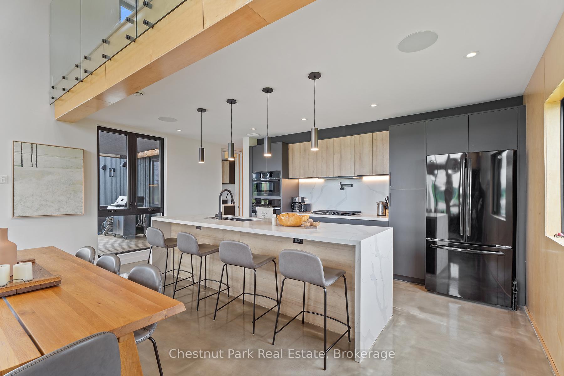 Photo 3 of 1594 Doe Lake Road, Gravenhurst, Muskoka (S) — HOMEH