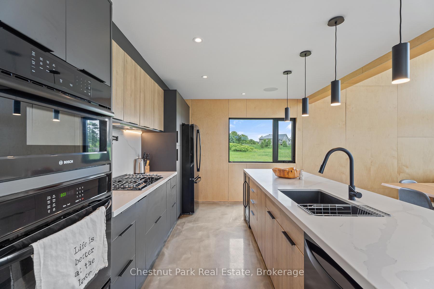 Photo 5 of 1594 Doe Lake Road, Gravenhurst, Muskoka (S) — HOMEH