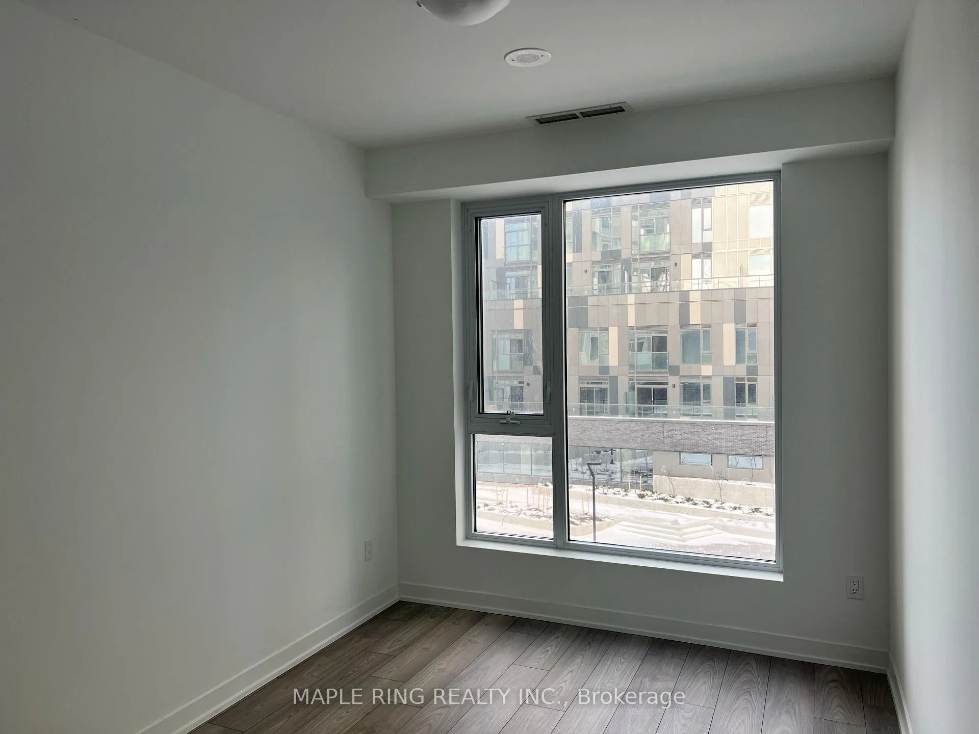 Photo 1 of Unit 444, 498 Caldari Road, Vaughan, Concord — HOMEH