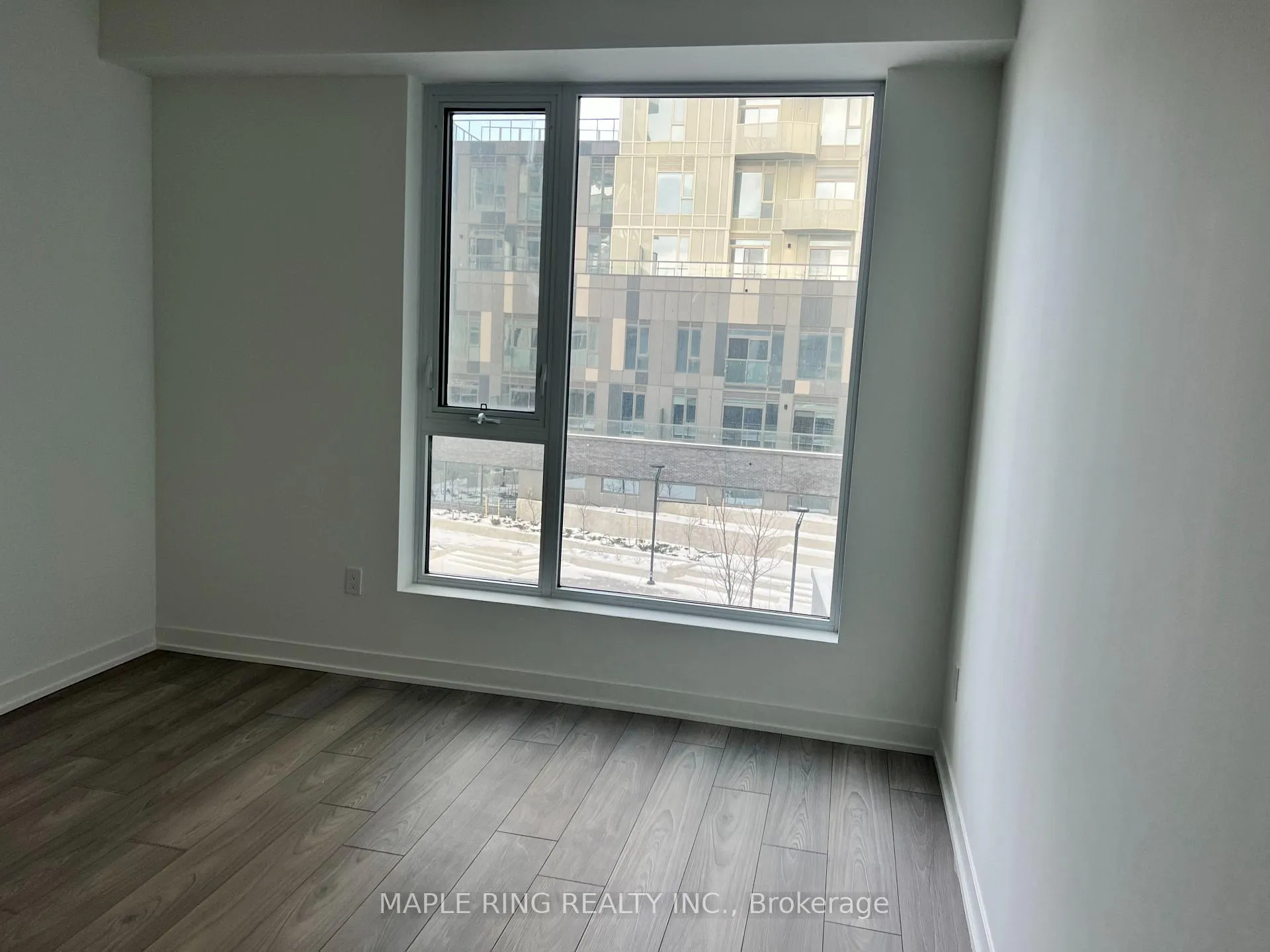 Photo 6 of Unit 444, 498 Caldari Road, Vaughan, Concord — HOMEH