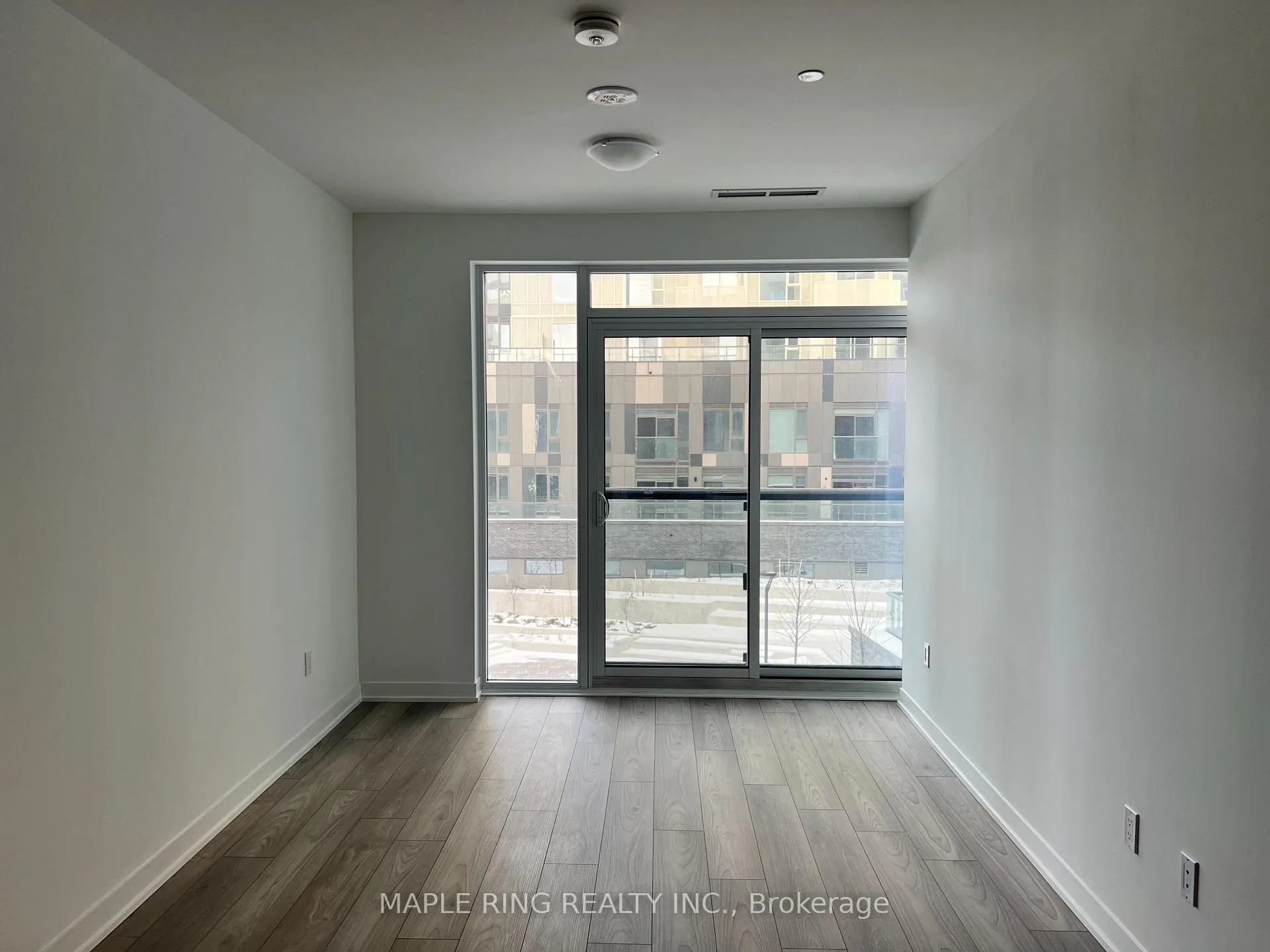 Photo 7 of Unit 444, 498 Caldari Road, Vaughan, Concord — HOMEH
