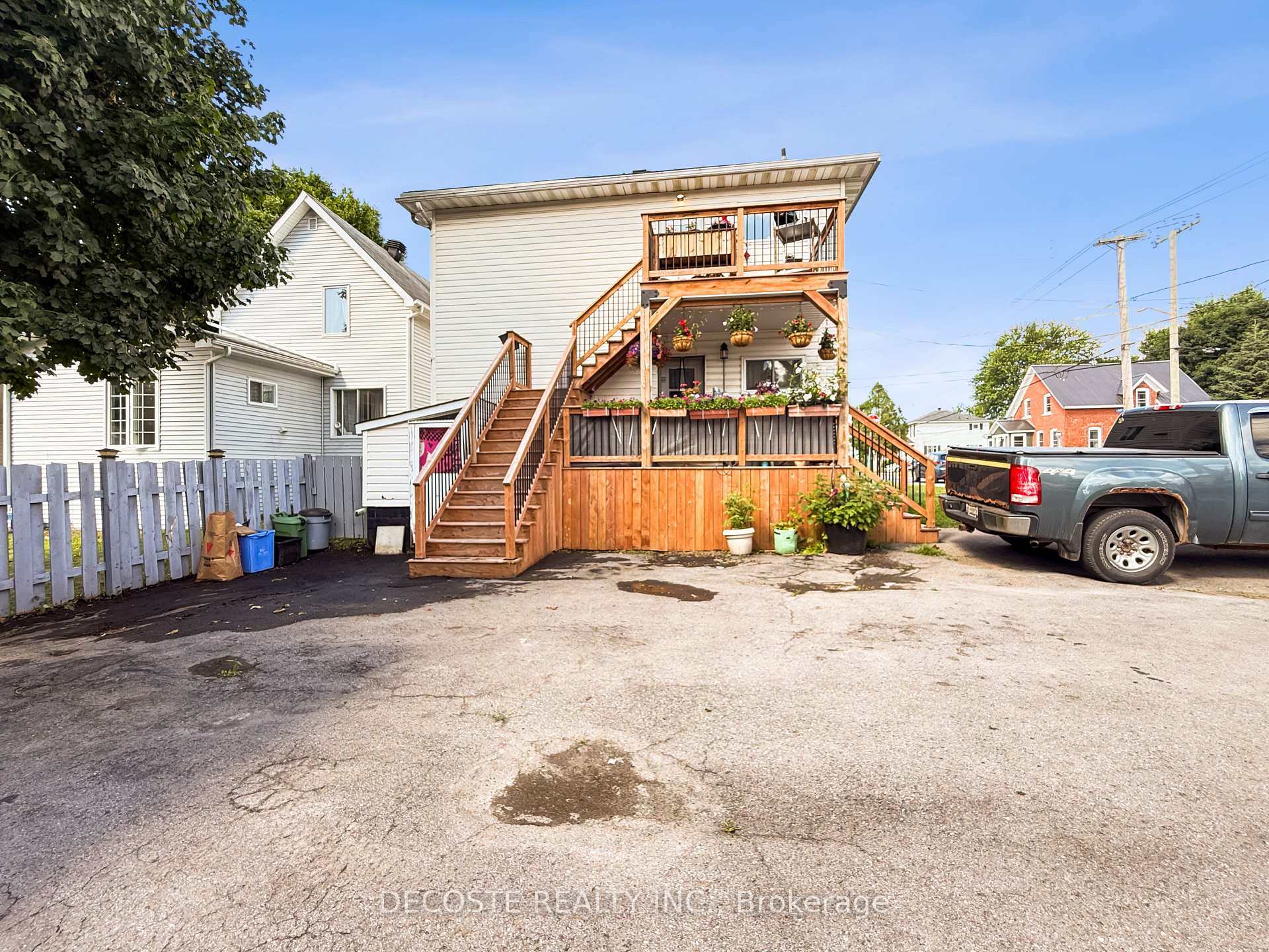 Photo 6 of 745-747 Amelia Street, Cornwall — HOMEH