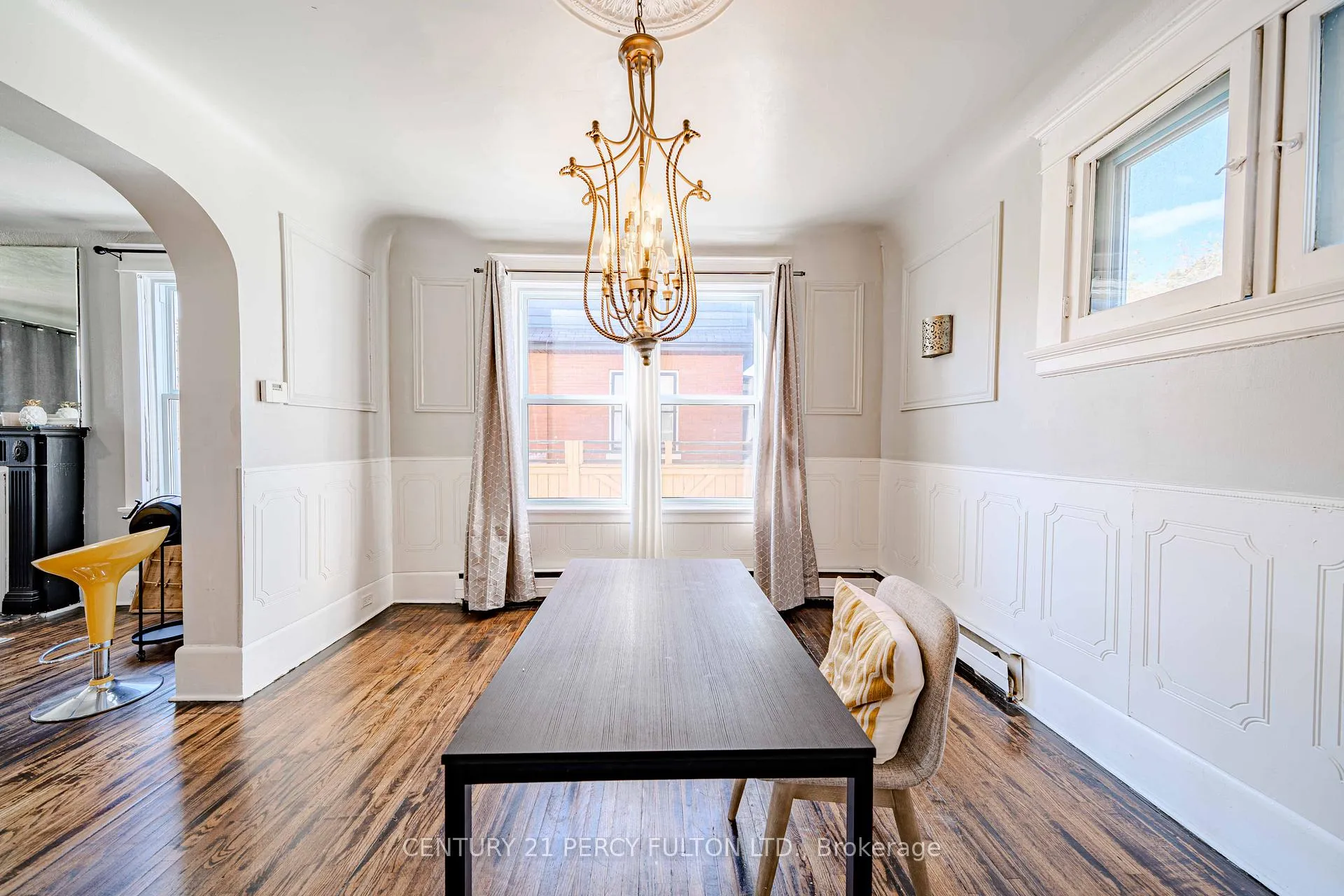Photo 15 of 296 King Street E, Oshawa, Central — HOMEH