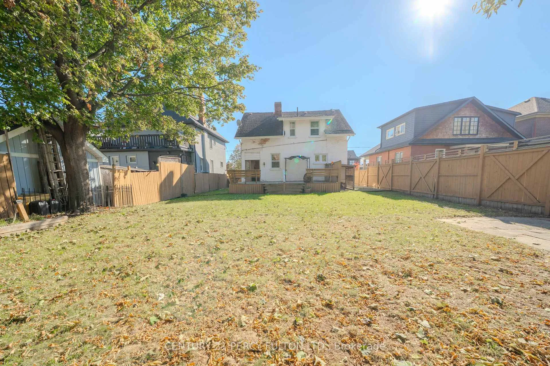 Photo 38 of 296 King Street E, Oshawa, Central — HOMEH