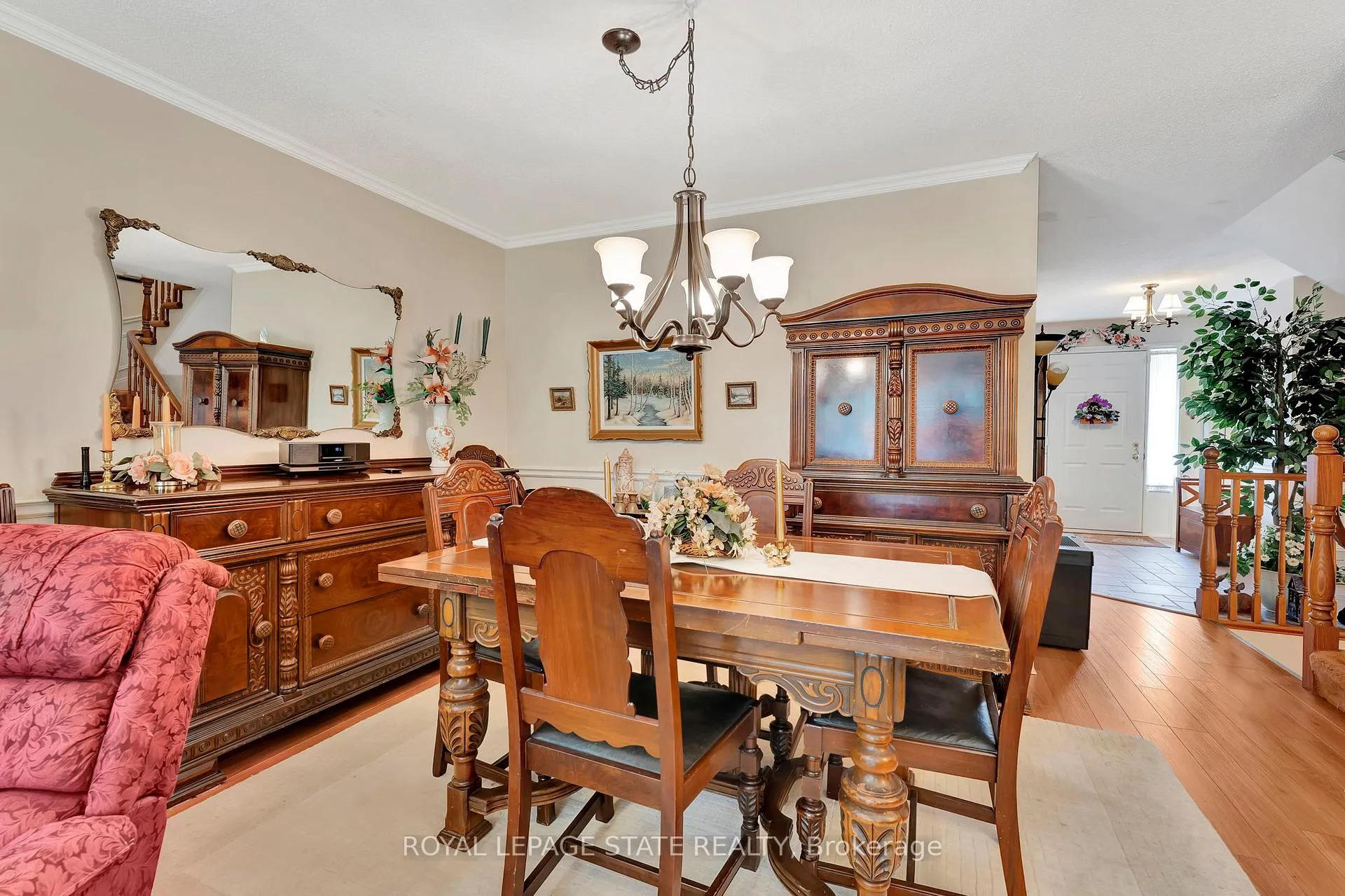 Photo 11 of Unit 12, 30 Osler Drive, Hamilton, Dundas — HOMEH