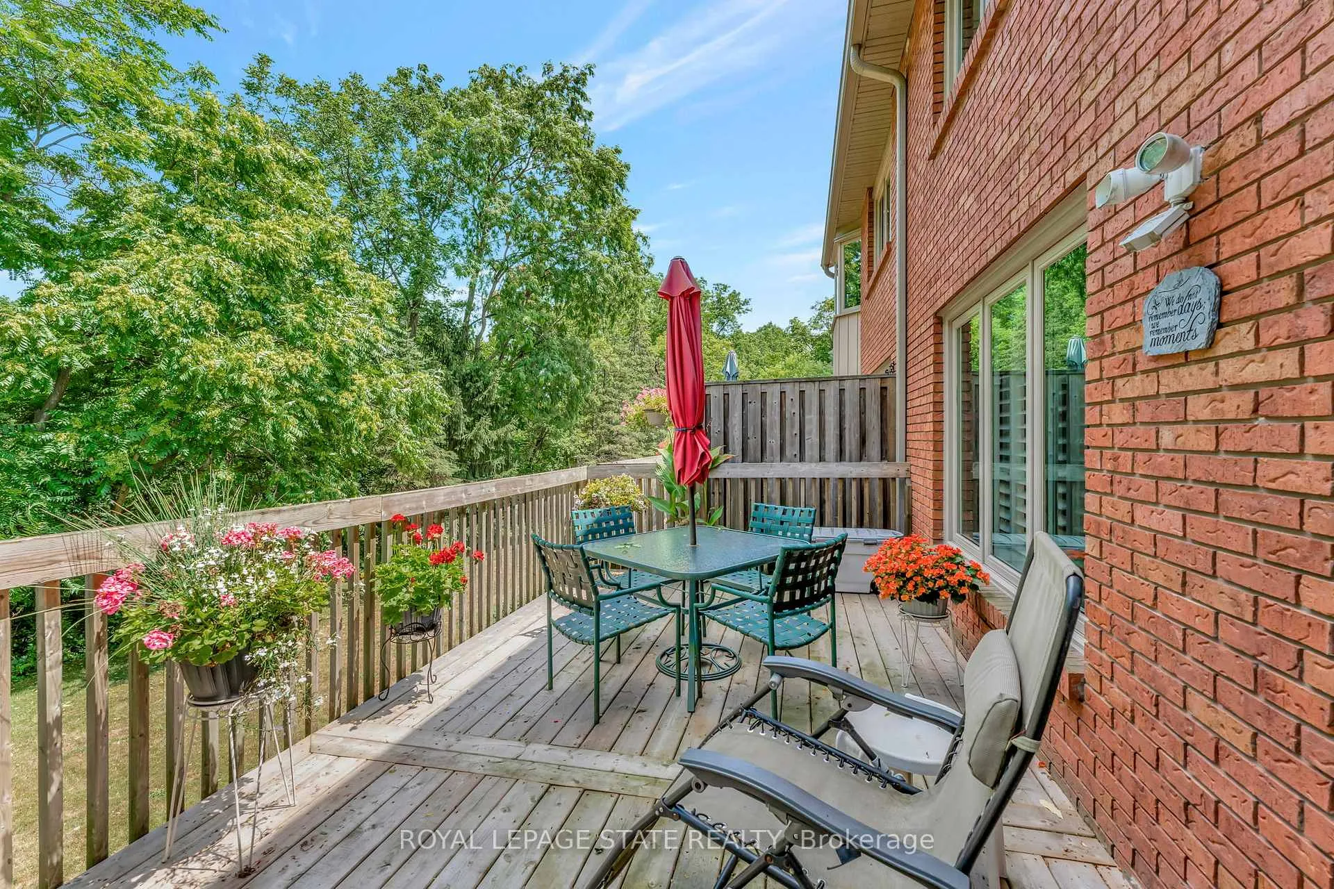 Photo 29 of Unit 12, 30 Osler Drive, Hamilton, Dundas — HOMEH