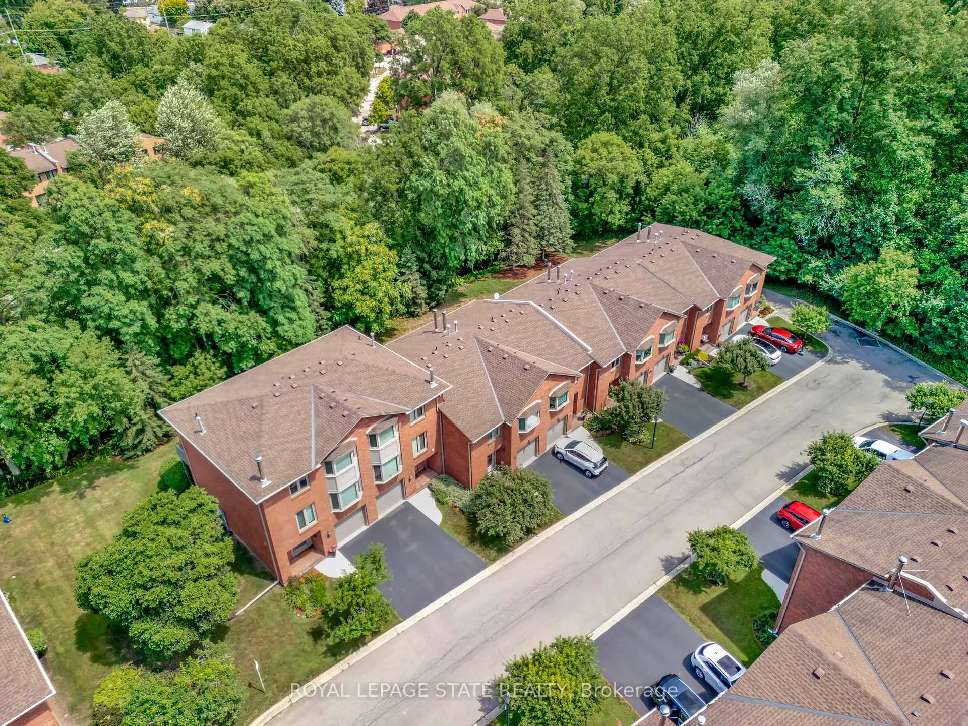 Photo 41 of Unit 12, 30 Osler Drive, Hamilton, Dundas — HOMEH
