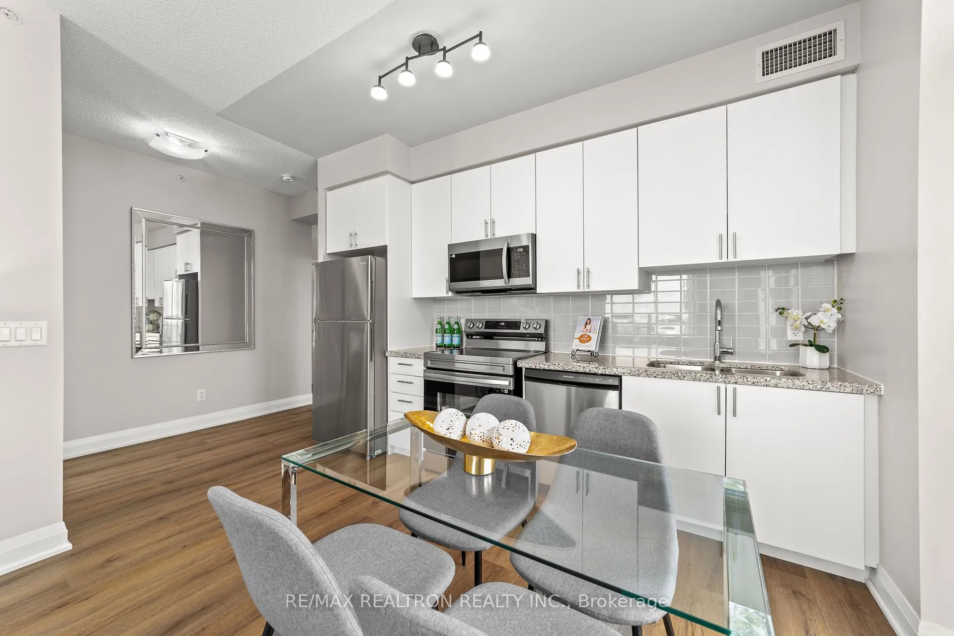 Photo 19 of Unit 608, 75 North Park Road, Vaughan, Beverley Glen — HOMEH