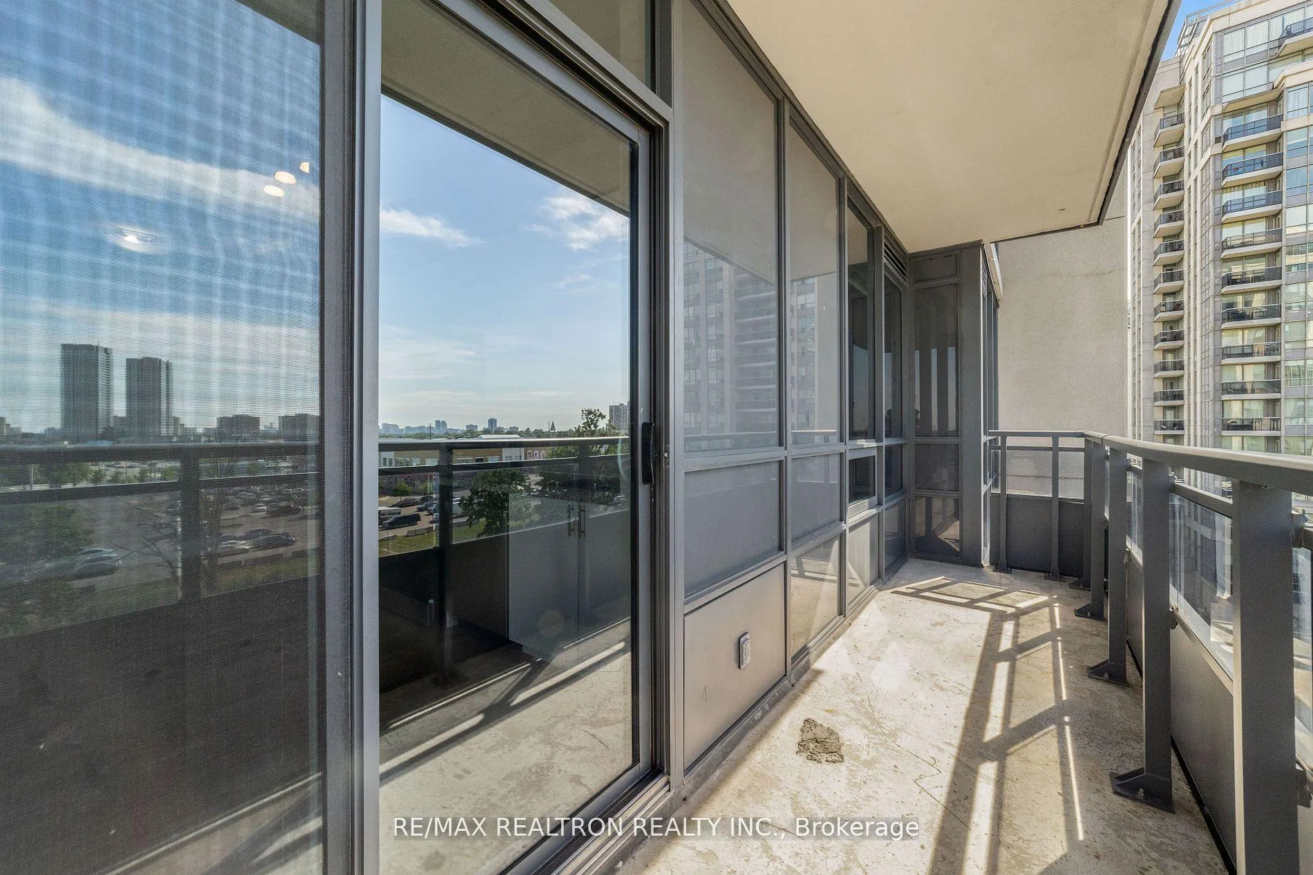 Photo 31 of Unit 608, 75 North Park Road, Vaughan, Beverley Glen — HOMEH