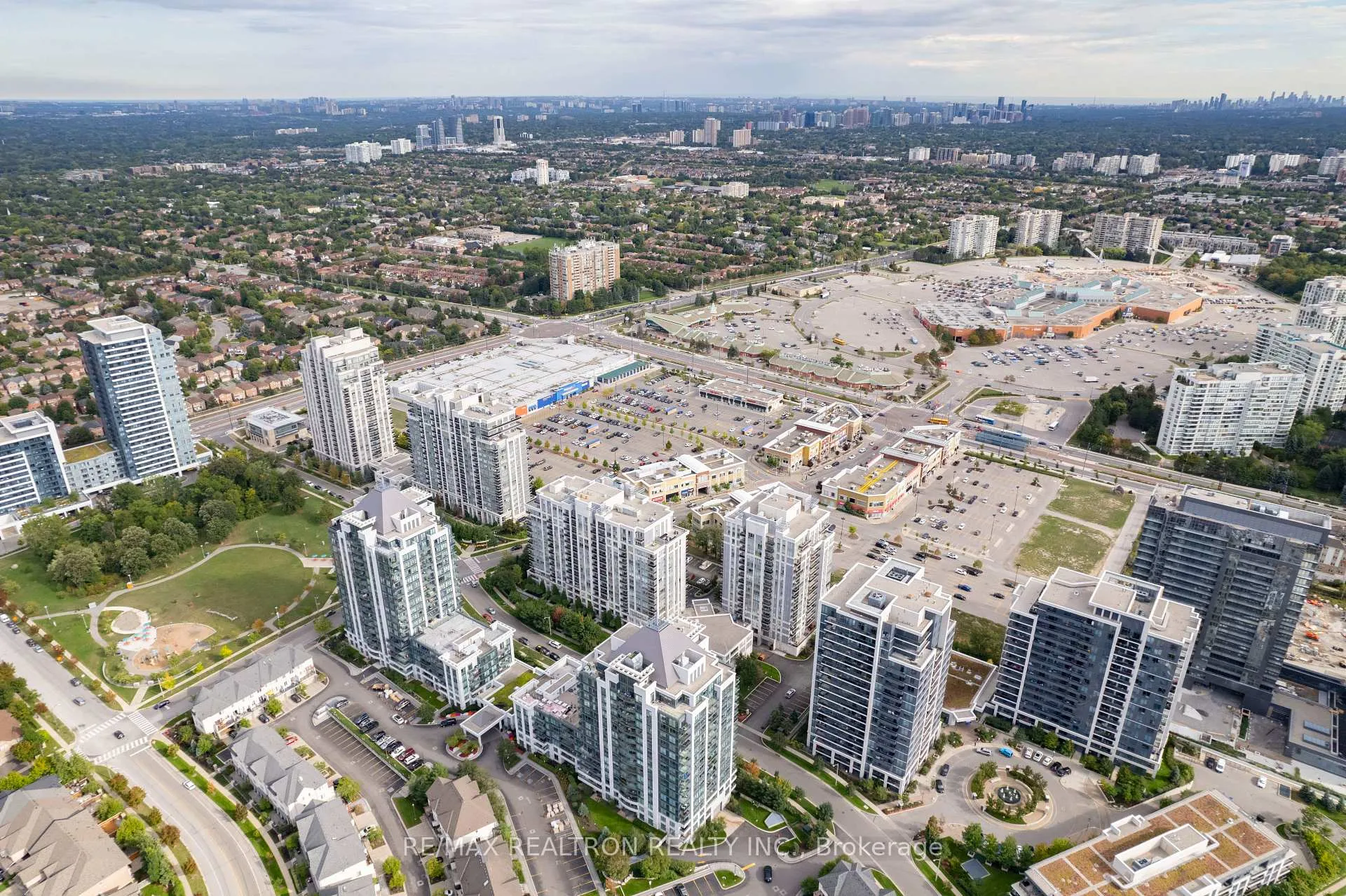 Photo 39 of Unit 608, 75 North Park Road, Vaughan, Beverley Glen — HOMEH