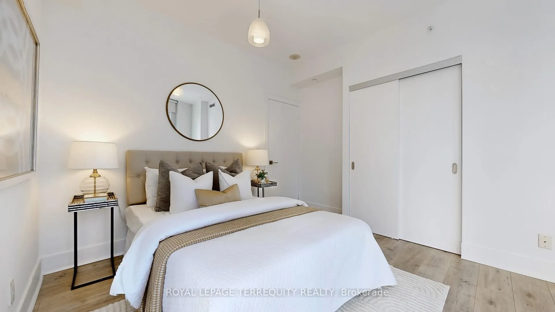 Photo 18 of Unit 313, 32 Davenport Road, Toronto, The Annex — HOMEH