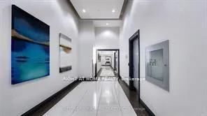 Photo 7 of Unit LPH3-05, 7171 Yonge Street, Markham, Thornhill — HOMEH