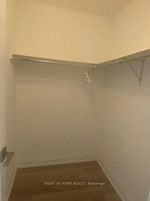 Photo 18 of Unit LPH3-05, 7171 Yonge Street, Markham, Thornhill — HOMEH